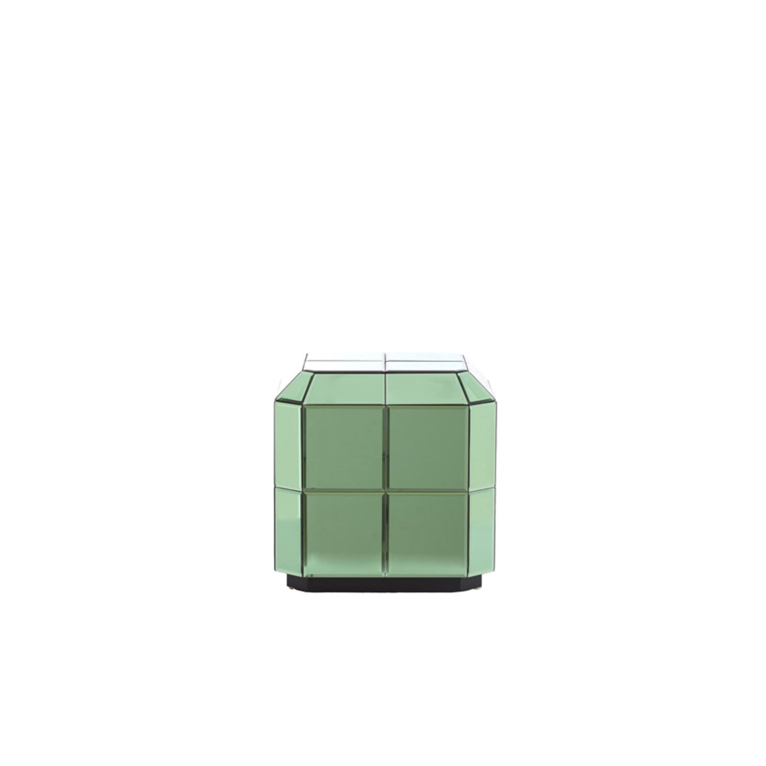 Minimalistische Präsentation der Säule als eigenständiges Designobjekt mit klarer, moderner Form.