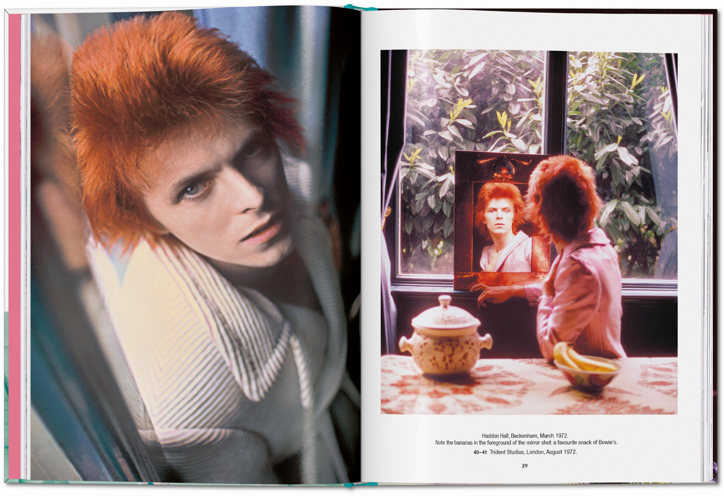 Bildband von 2015 unter Bowies Mitwirkung von Mick Rock, seinem Hausfotografen der Ziggy-Jahre.