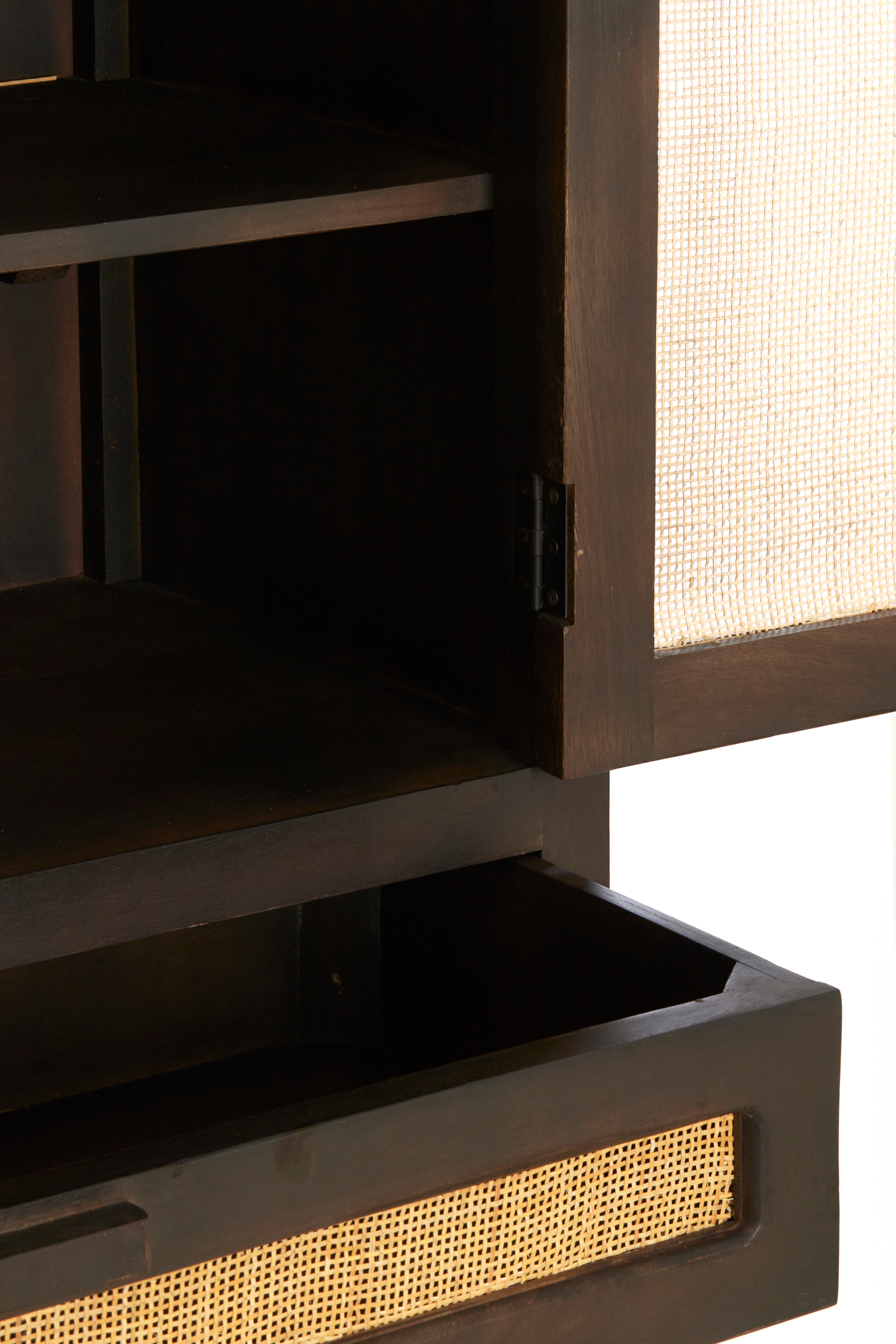 Design-Schrank mit Mangoholz und MDF