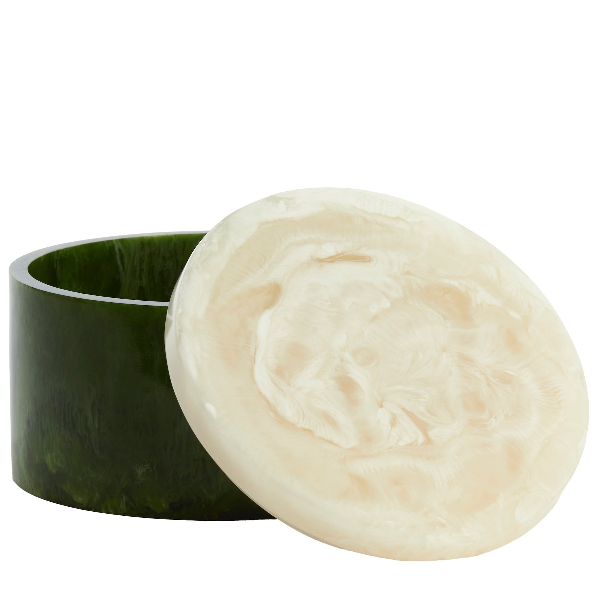 Stilvolle Aufbewahrung mit natürlicher Eleganz von Light & Living