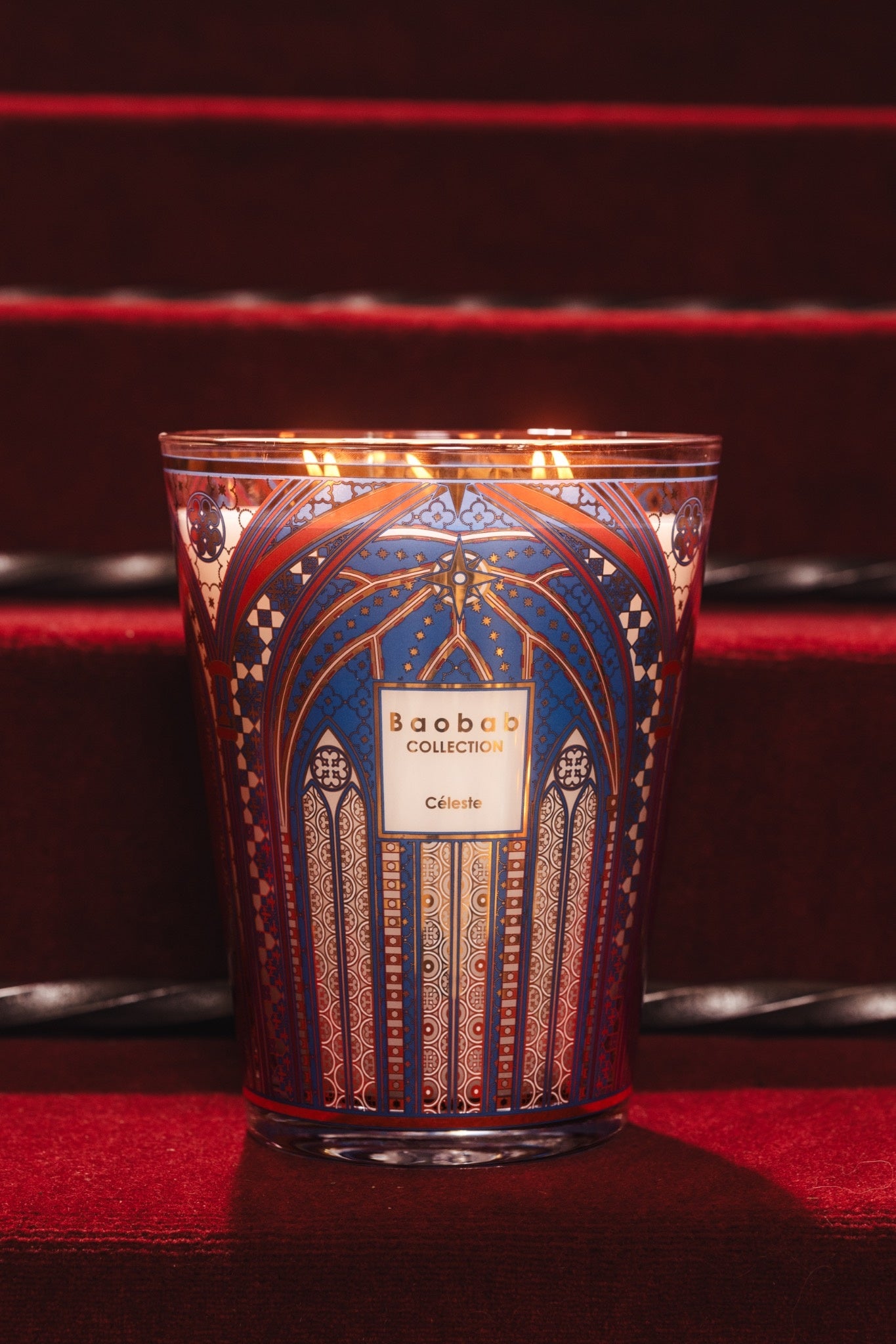 Duftkerze CELESTE Max 24 – Weihrauch, Zedernholz & Amber