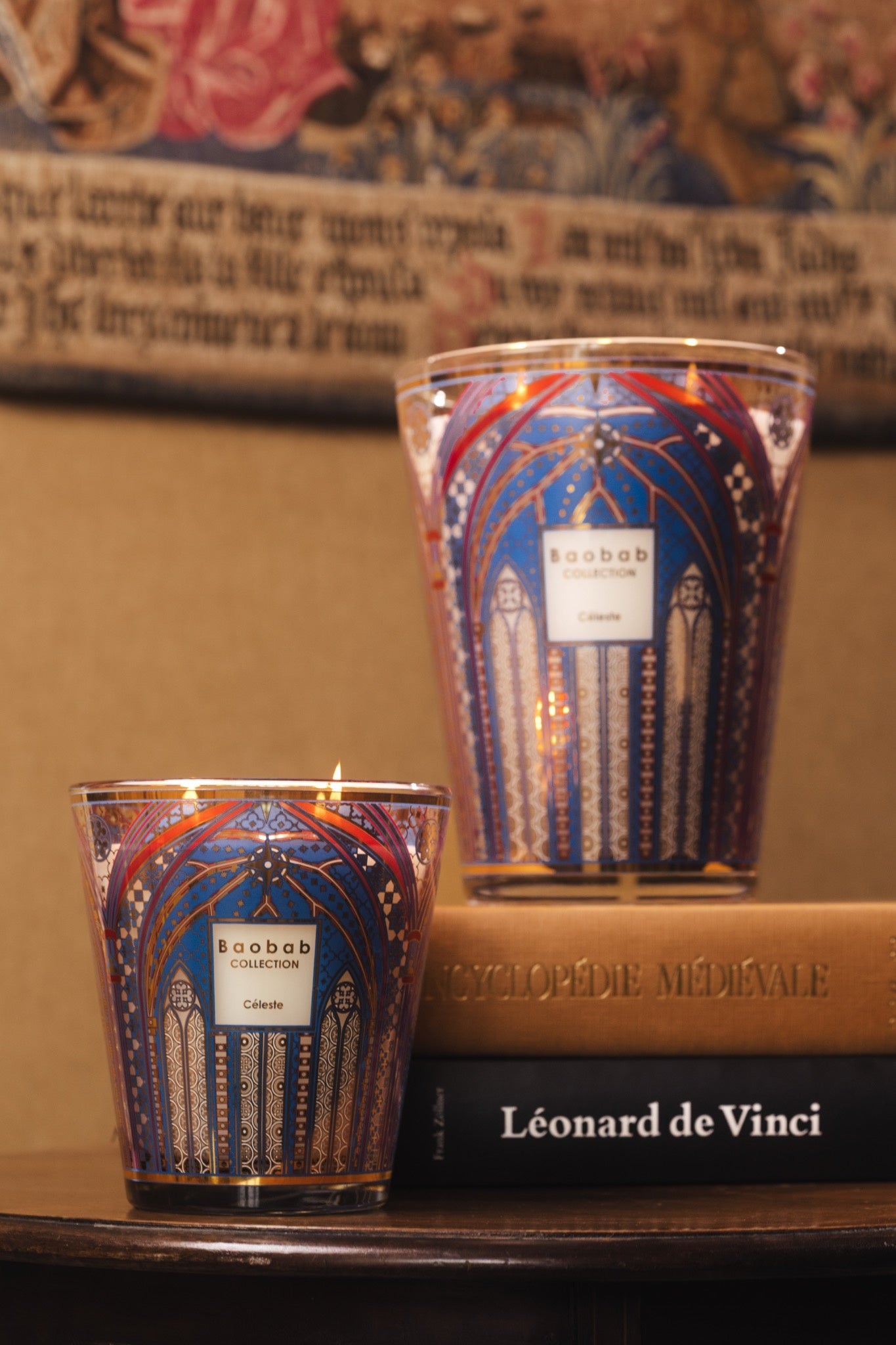 Duftkerze CELESTE Max 24 und Max 16 – Weihrauch, Zedernholz & Amber