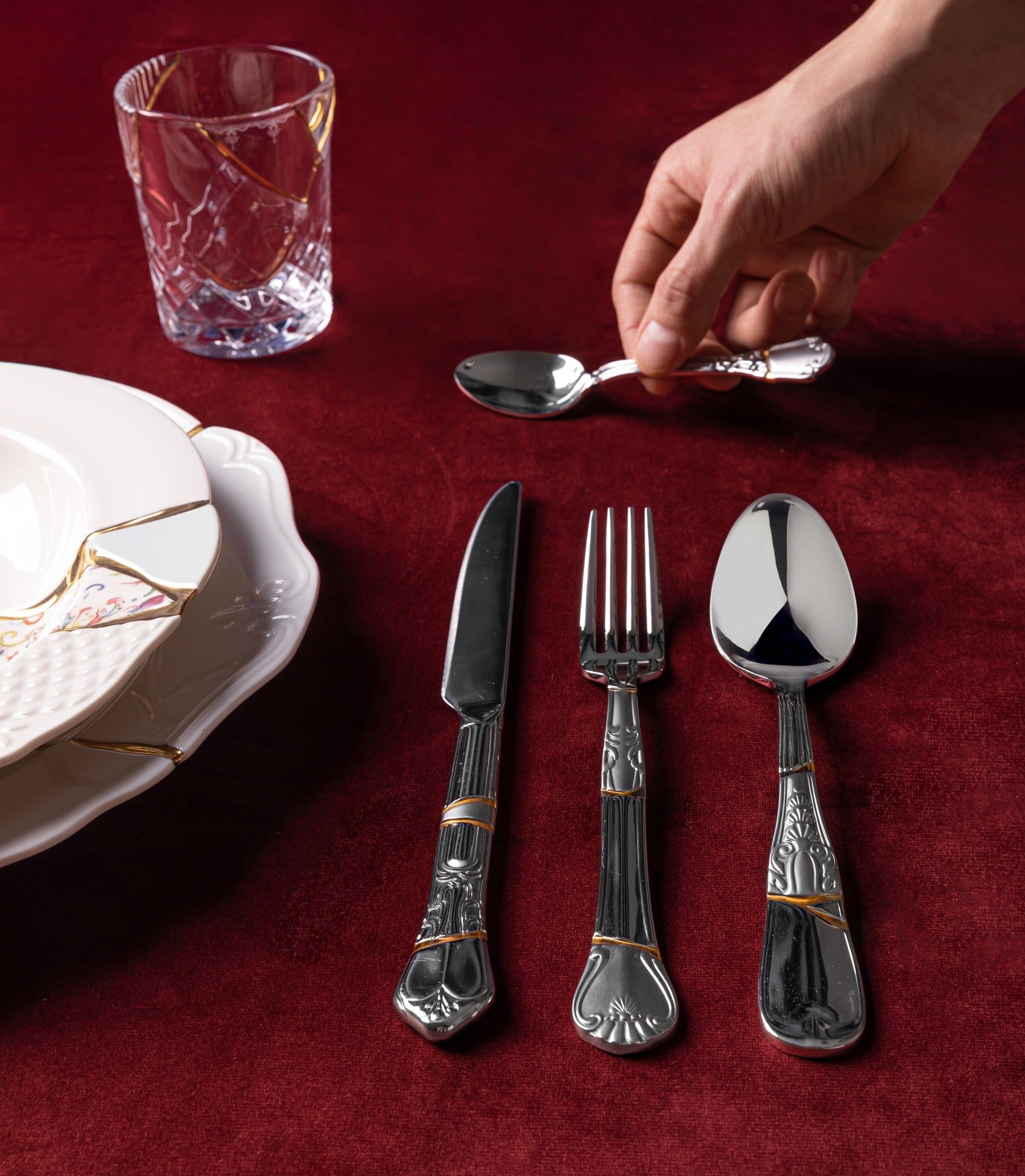 Luxuriöses Kintsugi Cutlery Set für modernes Tischambiente