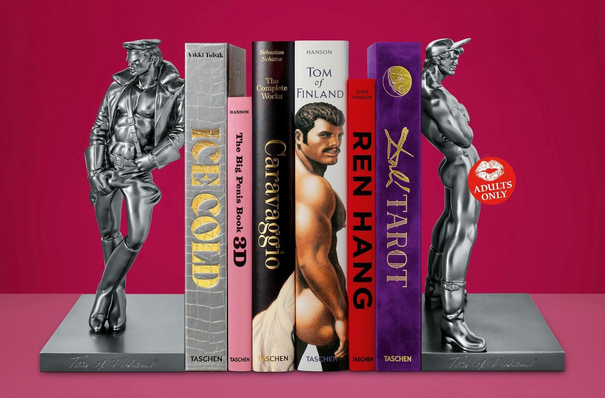 Figur mit plastischen Muskelpartien und Boots Tom of Finland Pekka
