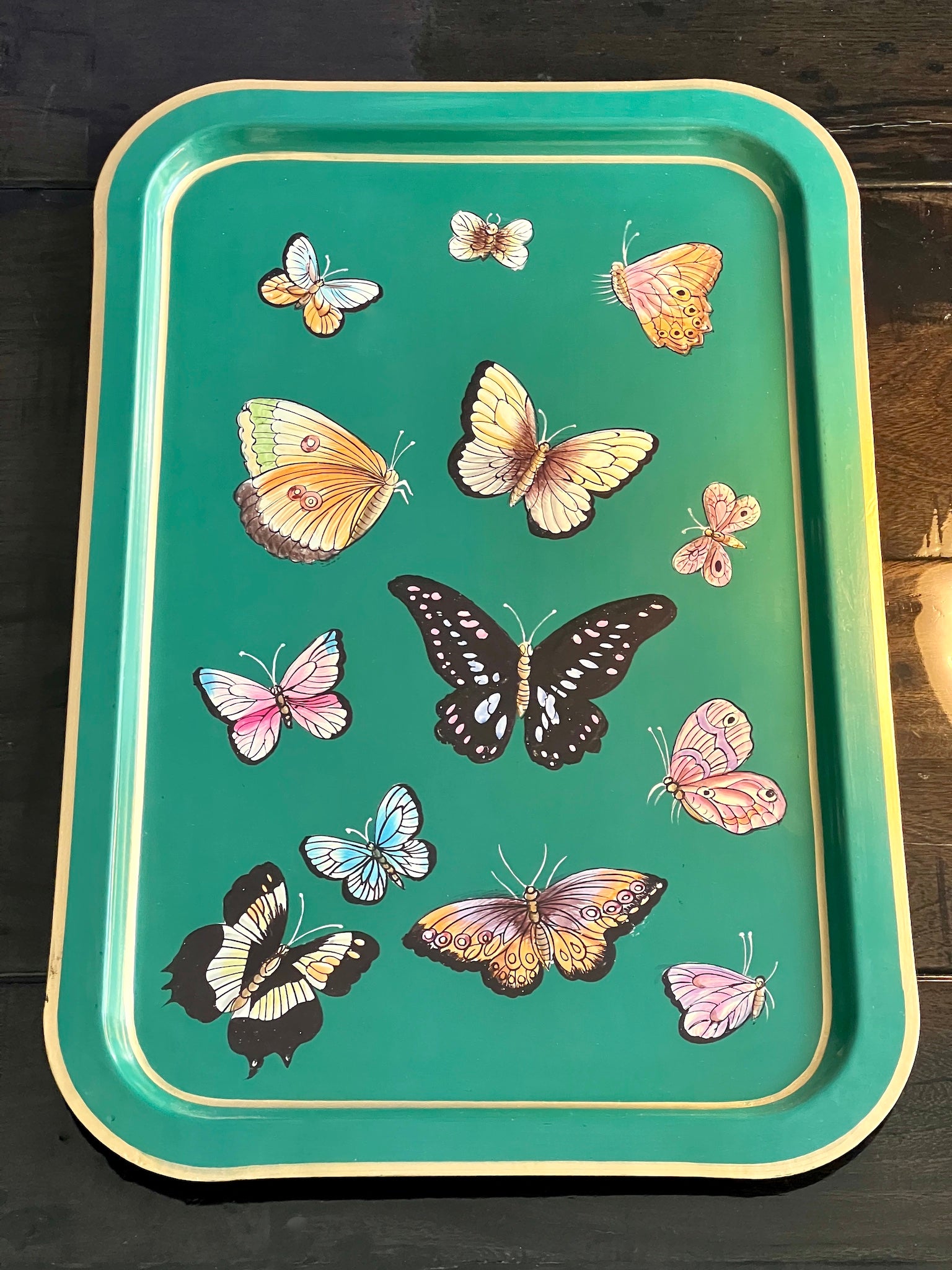 Handbemaltes Tablett „Butterfly Garden“