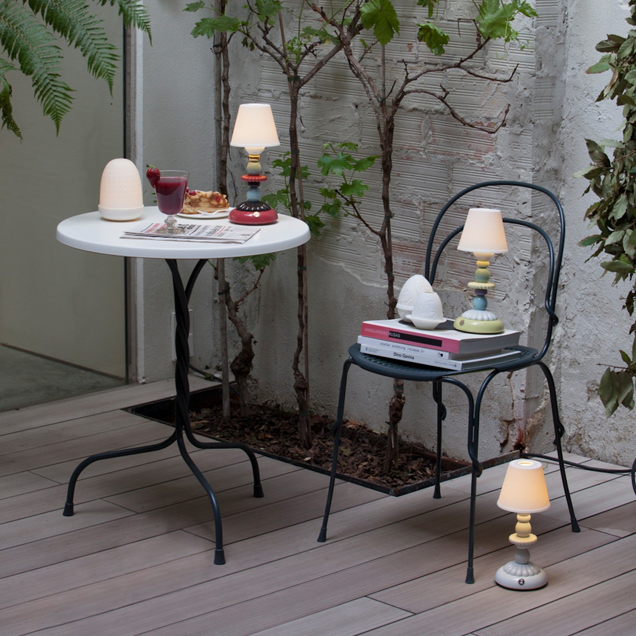 Kabellose Firefly Lotus Tischlampe Golden Autumn von Lladró