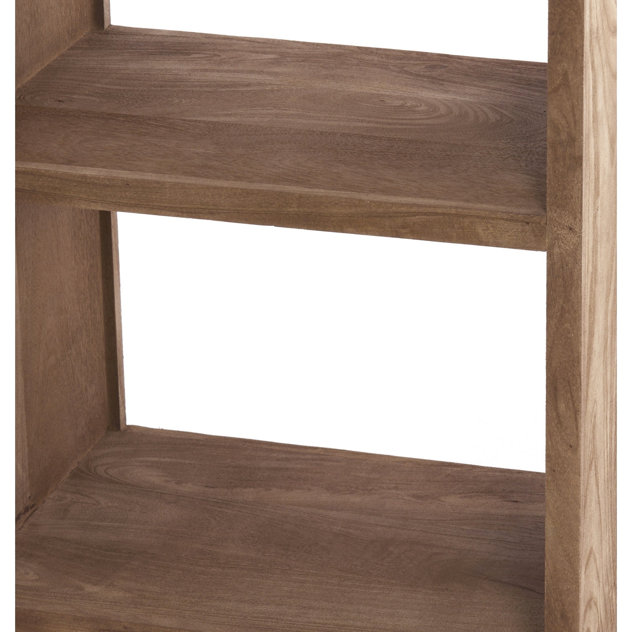 Dezentes Hochregal in natürlicher grau-brauner Farbgebung