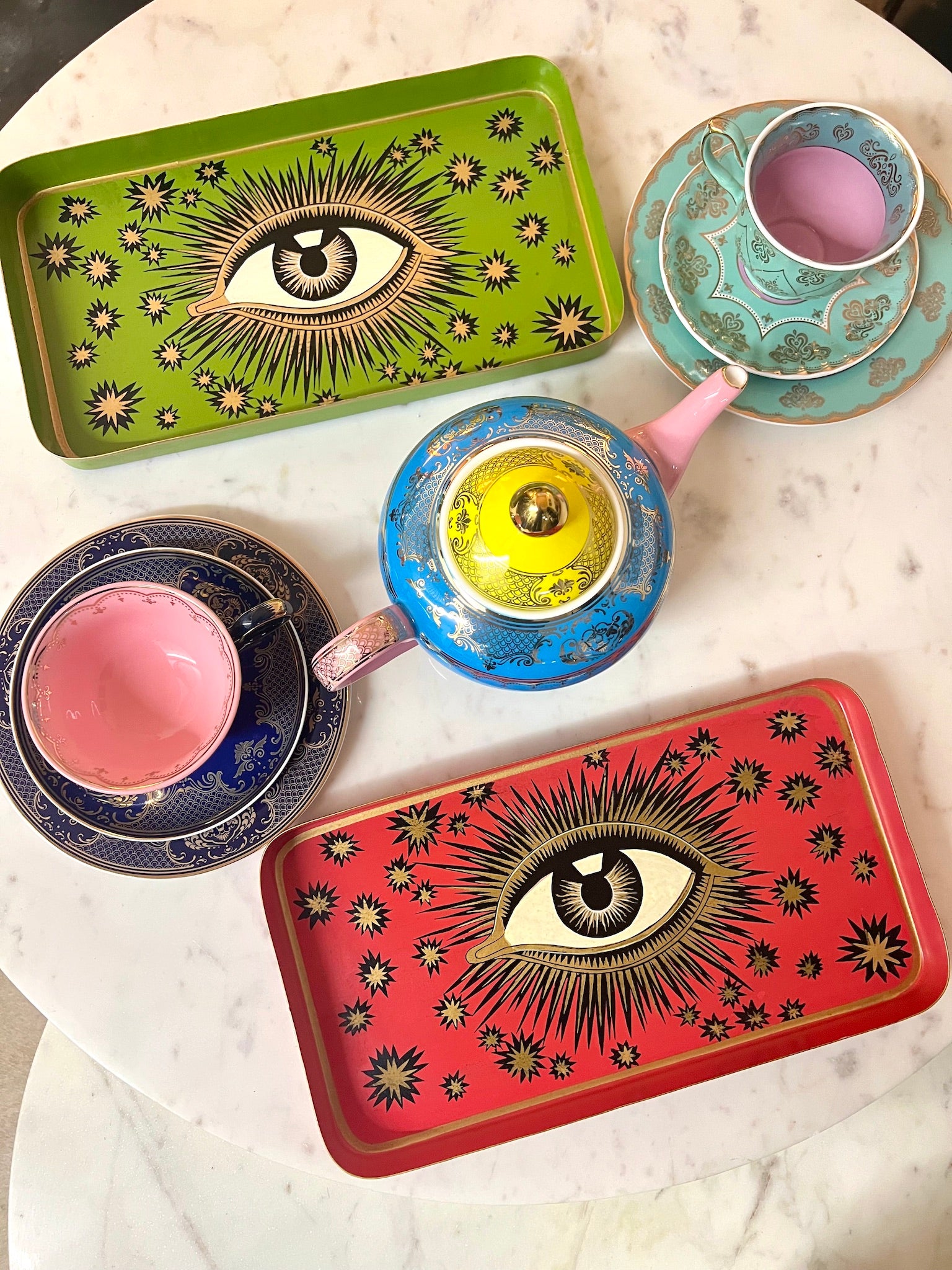 EYES – Handbemaltes Tablett - Tischdekoration