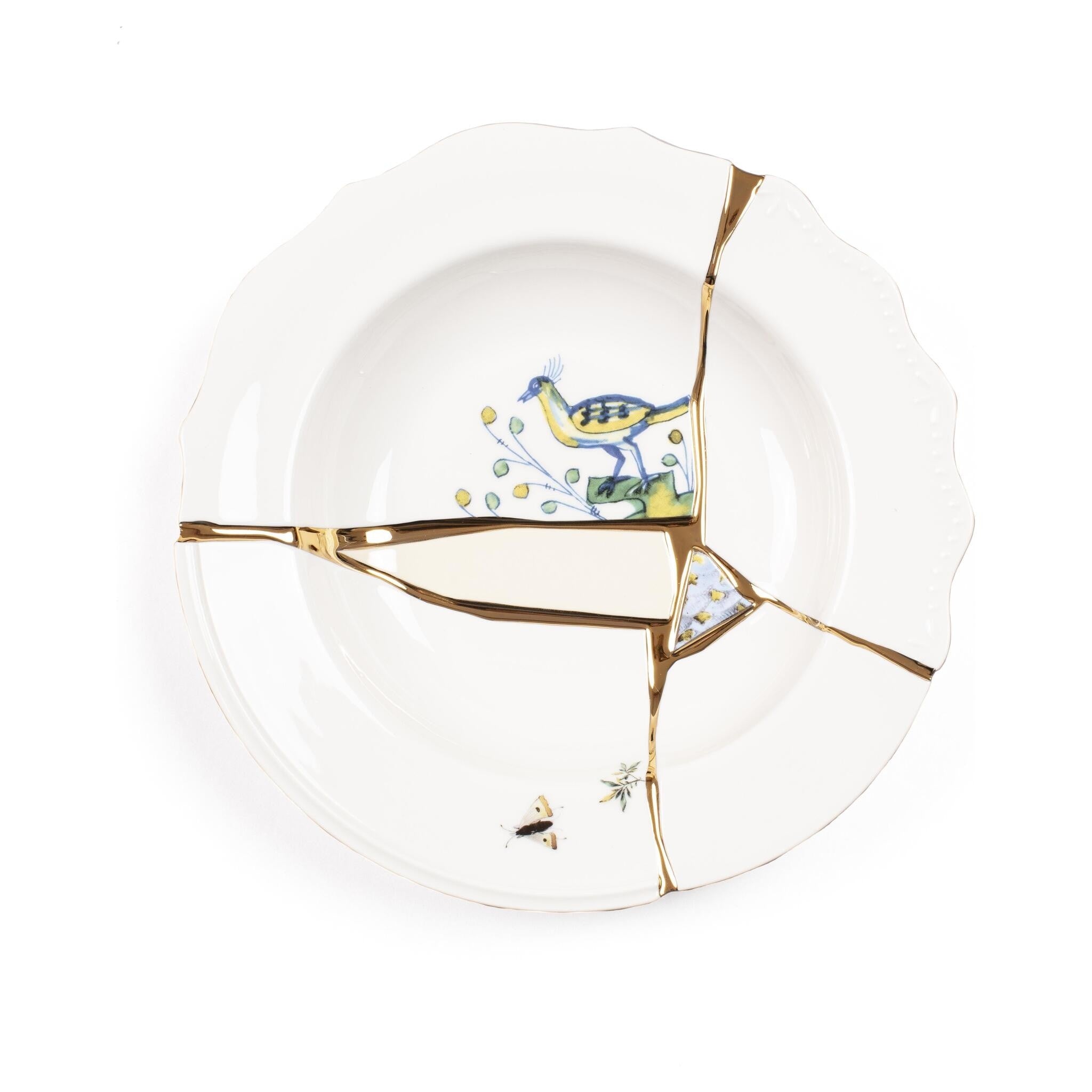 Kintsugi Suppenteller mit Goldakzenten und einzigartigem Design