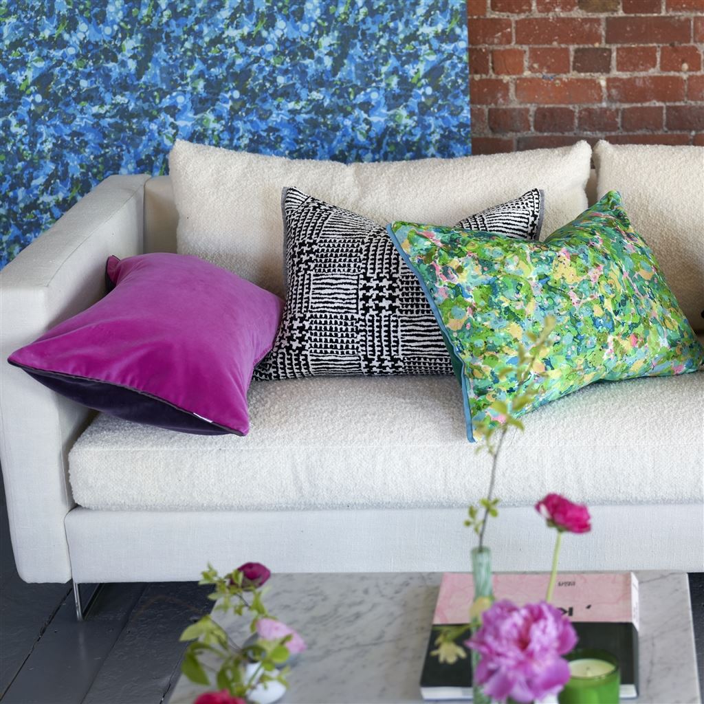 Kissen CASSIA AUBERGINE & MAGENTA der Marke Designers Guild