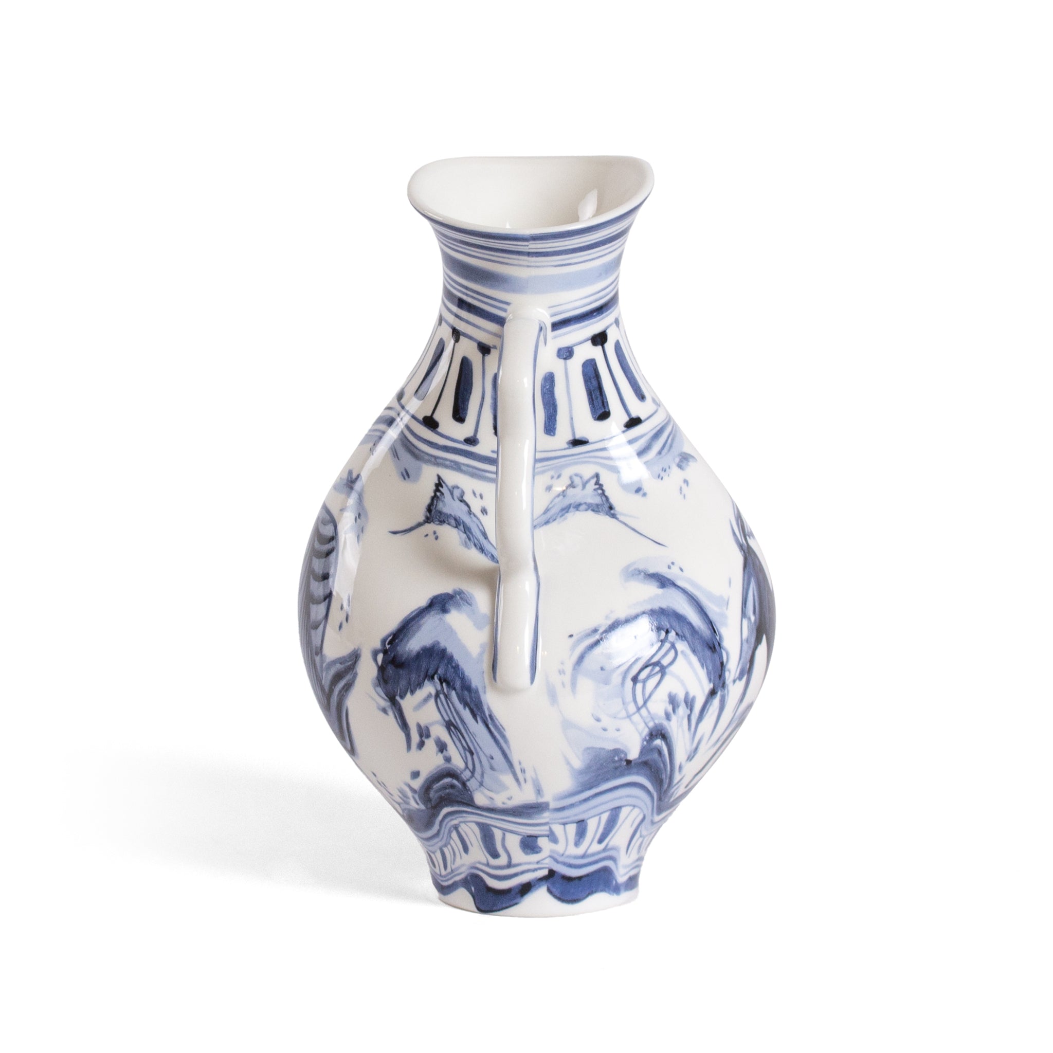 Skulpturale Vase mit geschwungenen Henkeln und grafischem Dekor