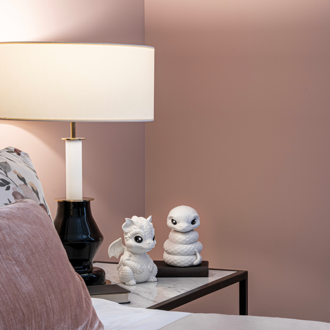 Weiße Baby Snake Skulptur aus Porzellan von Lladró