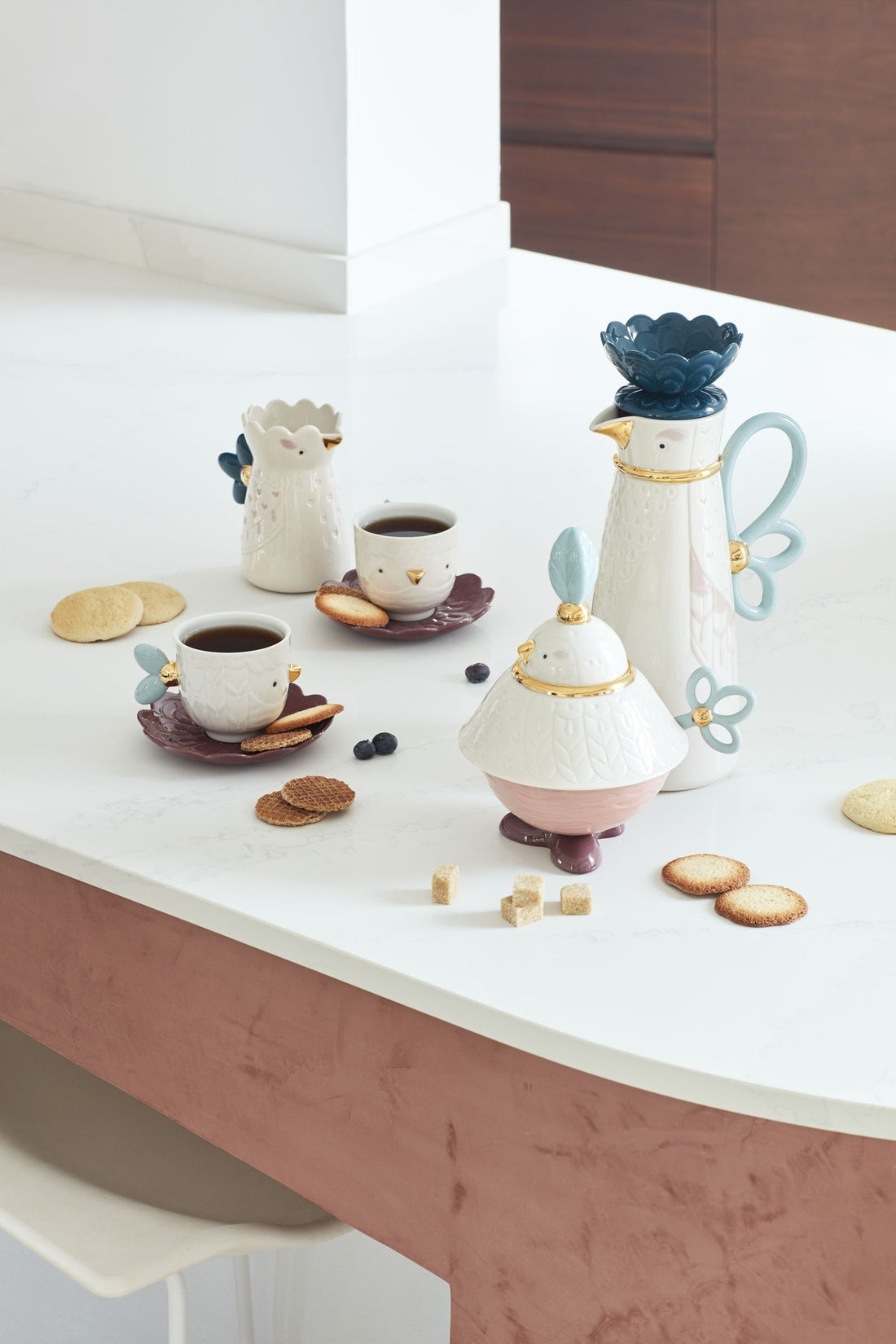 Kawki Kaffee-Set mit glänzendem Finish und Golddekor