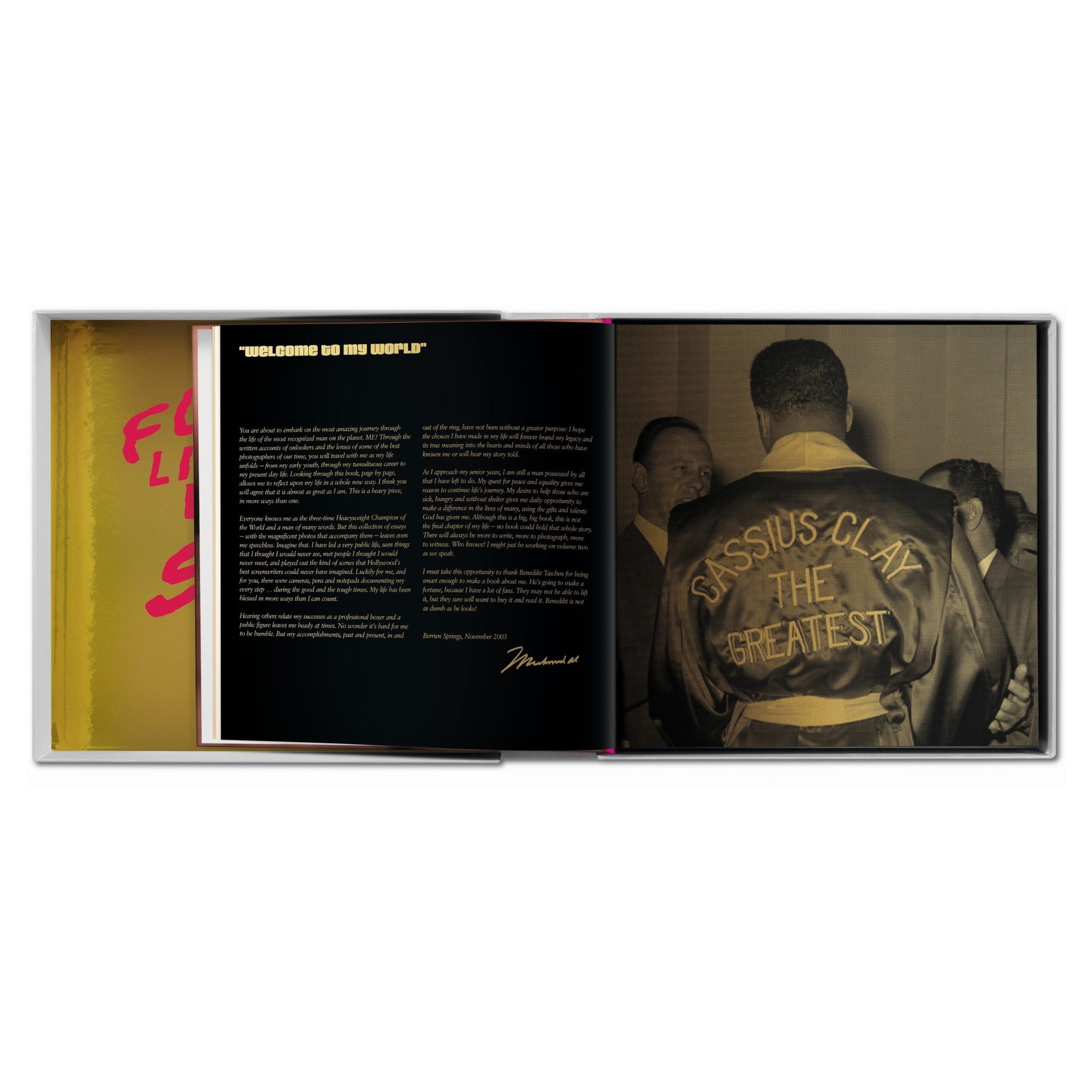 Innenseiten mit Fotografien und Essays aus der GOAT SUMO Edition