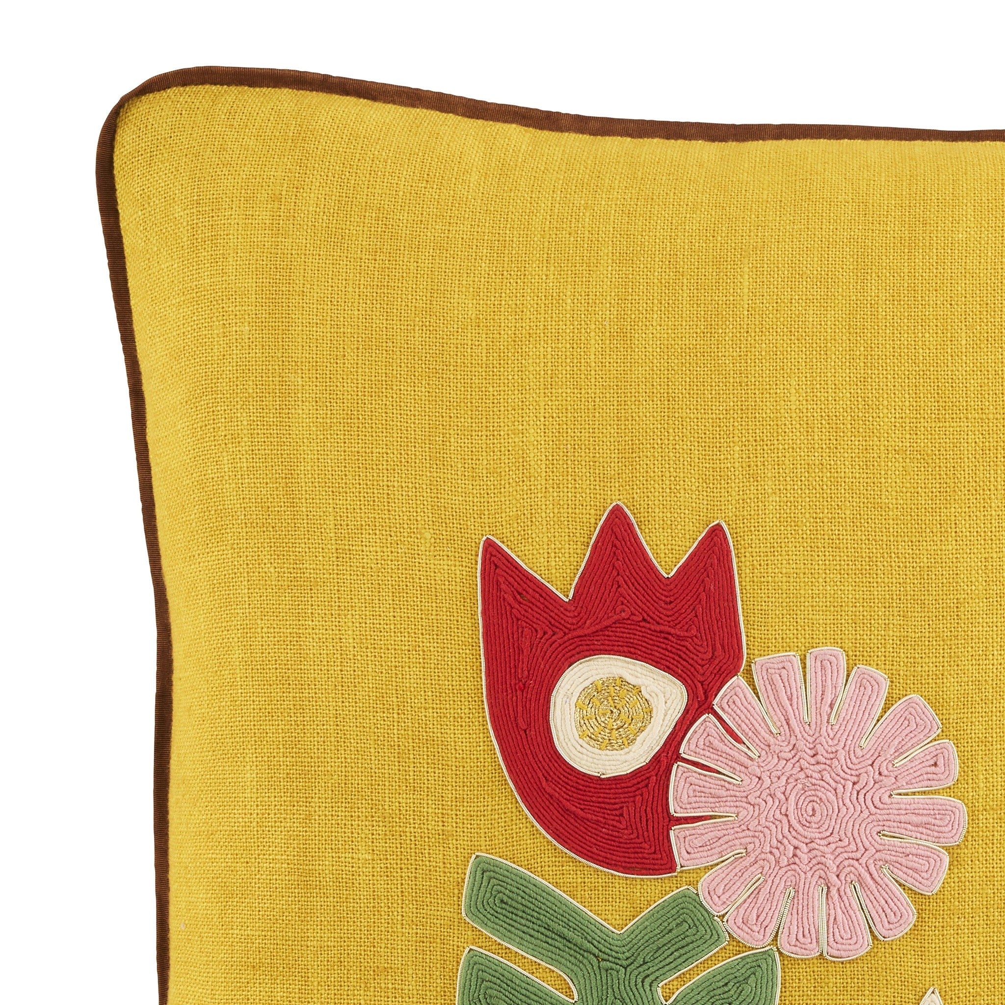 Gelbes Dekokissen mit Tulpenmotiv von Jonathan Adler