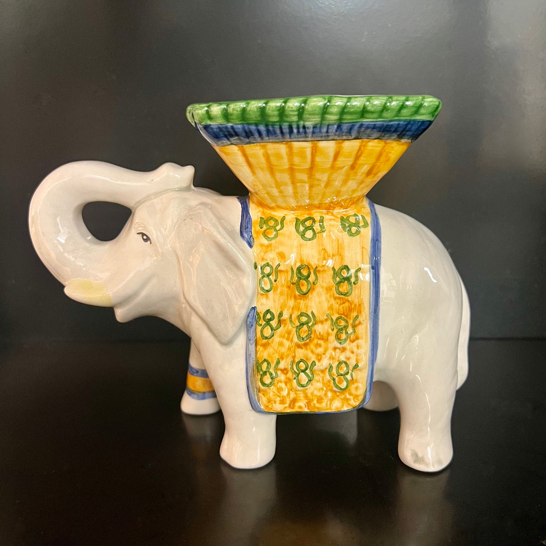 handbemalte Kerzenhalter „Elefant“ von Les Ottomans