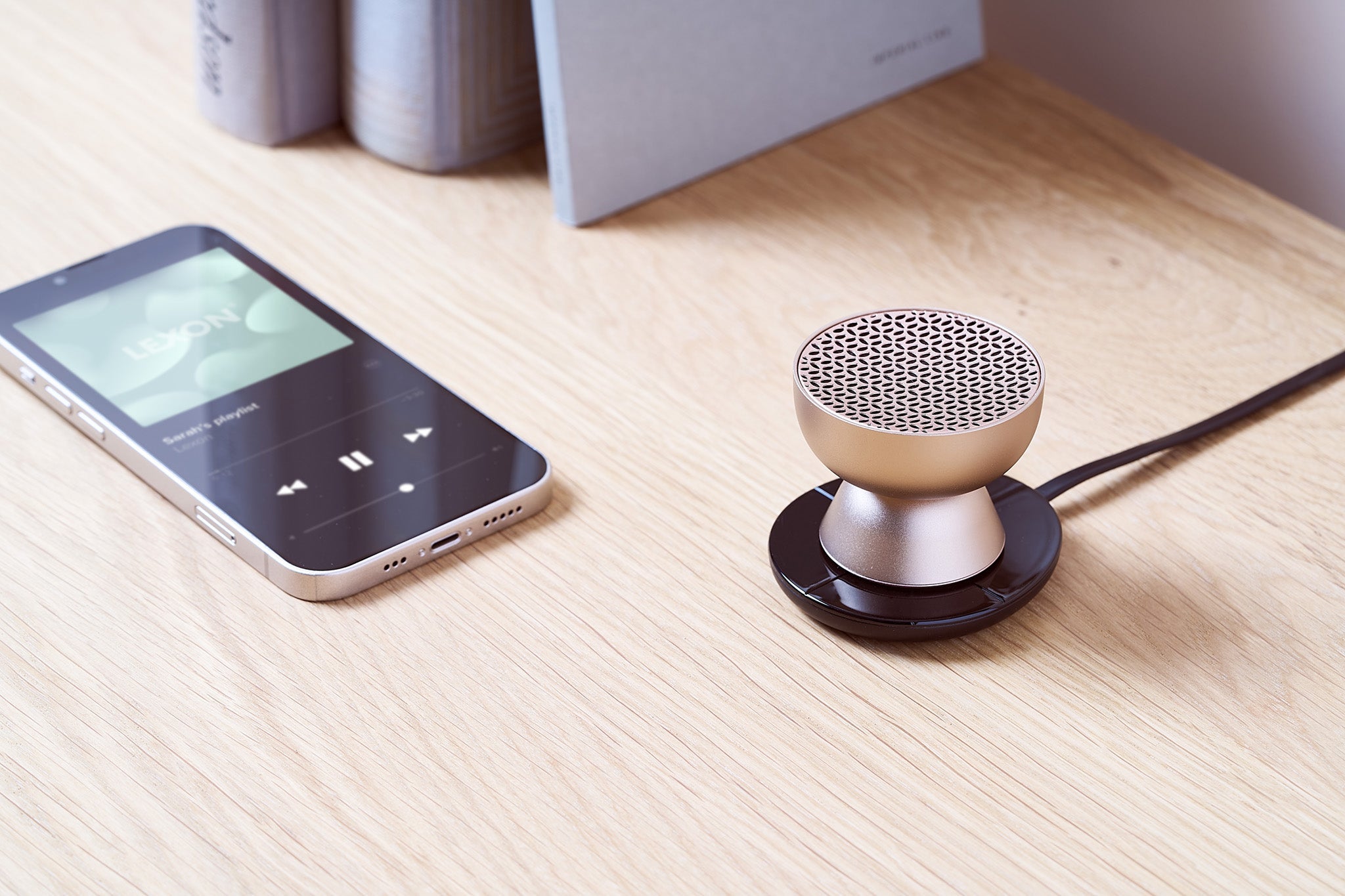TAMO Bluetooth-Lautsprecher der Marke Lexon