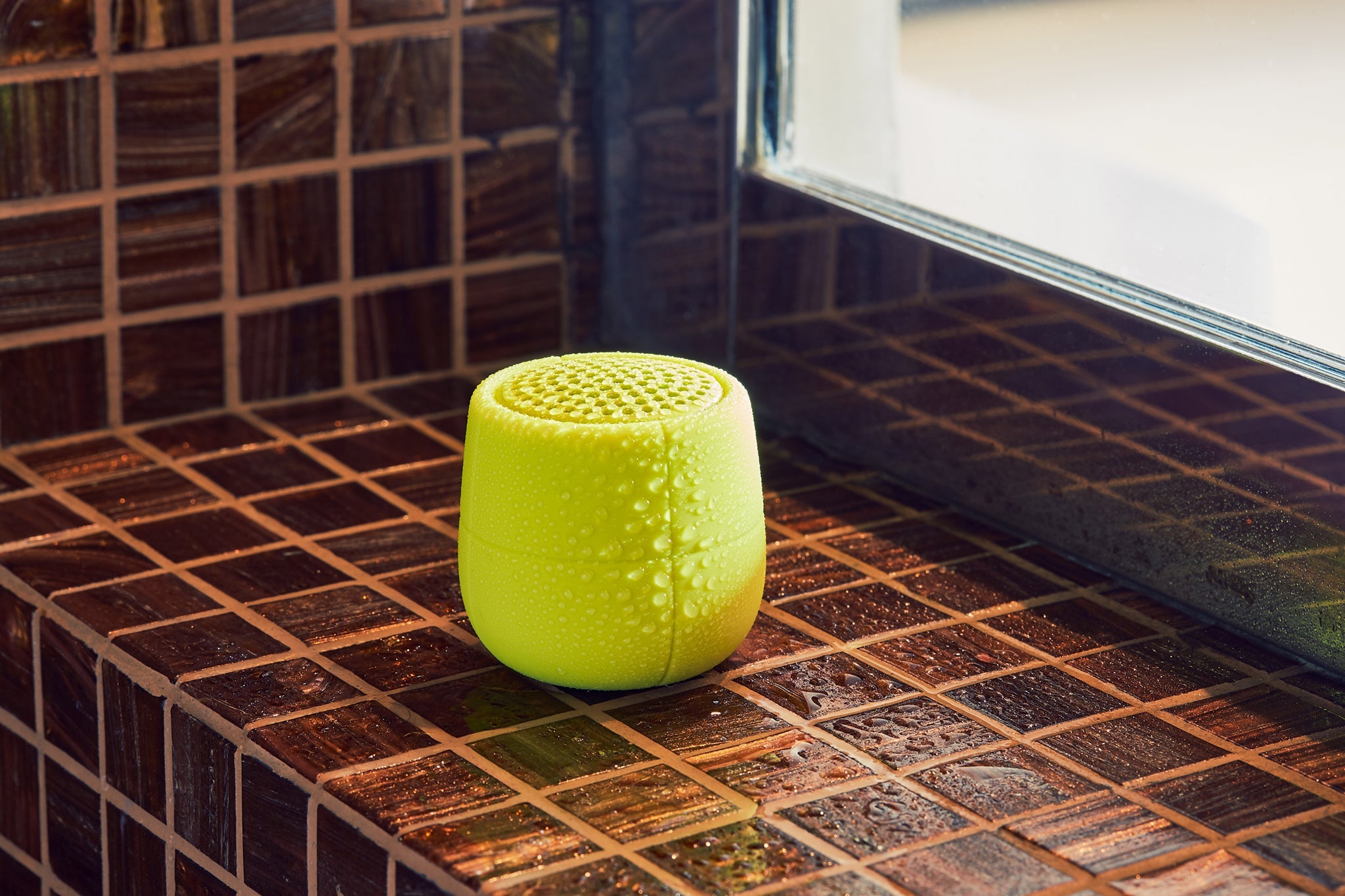 Bluetooth Lautsprecher MINO X, verschiedene Farben der Marke Lexon