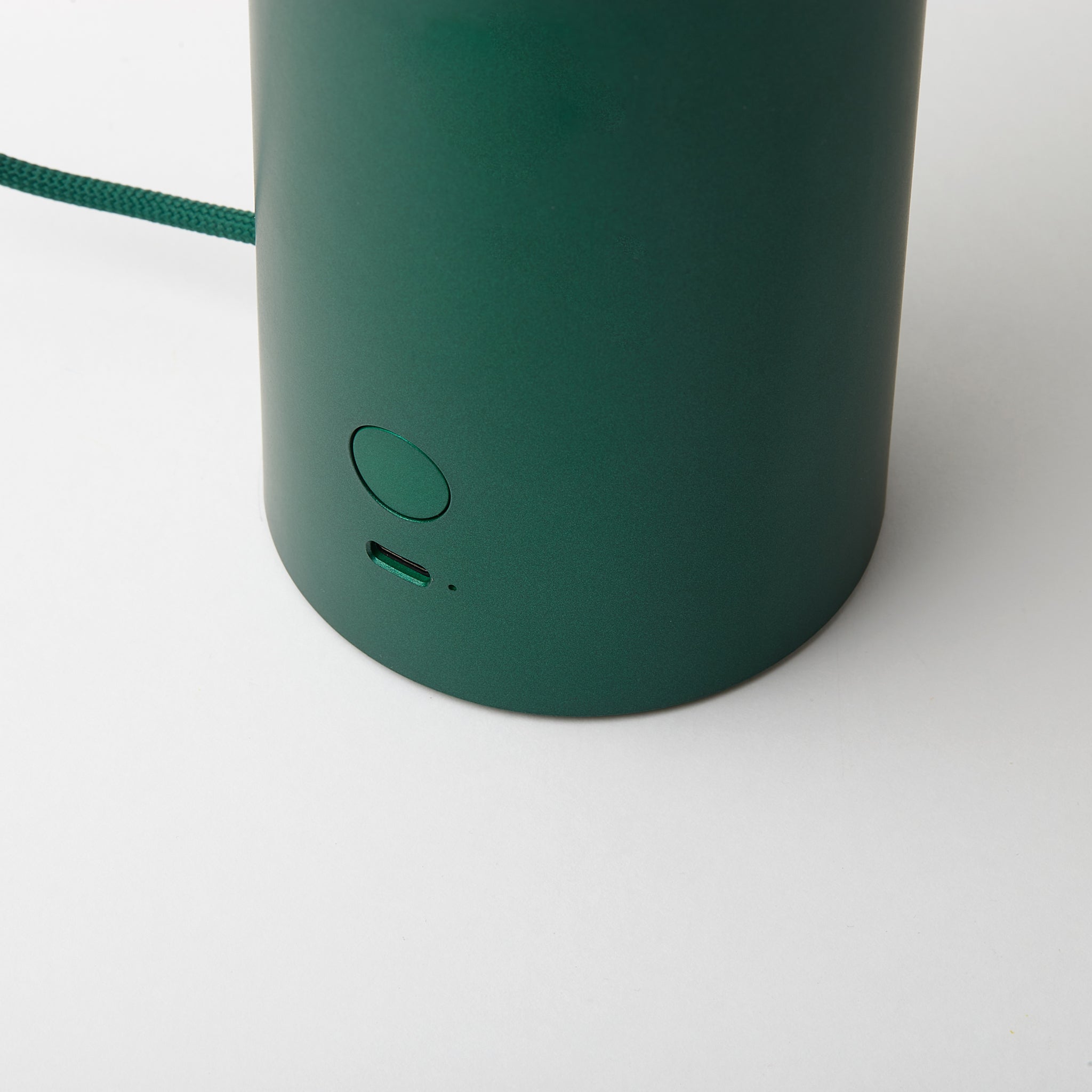 LED Tischlampe ORBE versch. Farben von Lexon