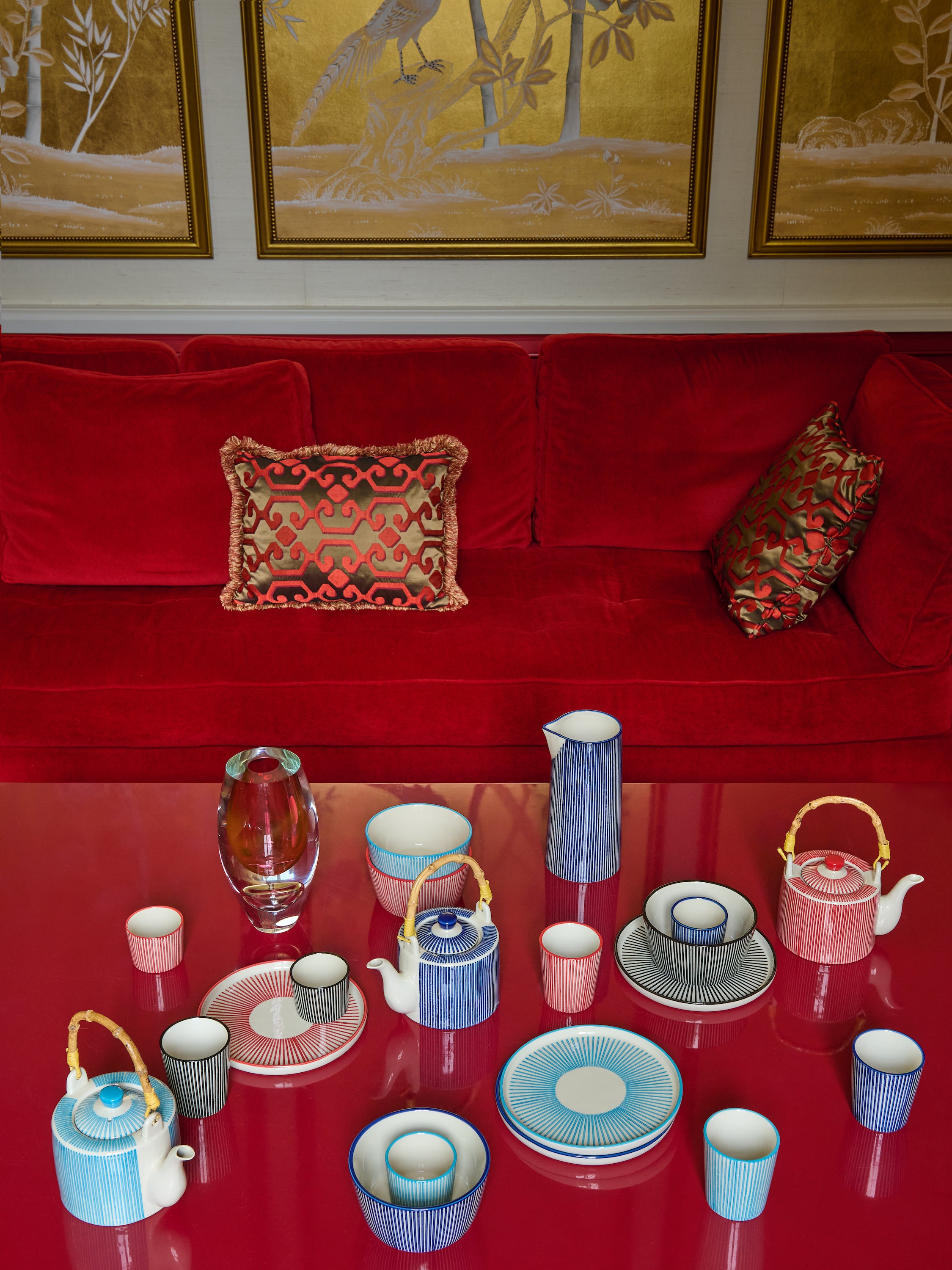 Farbenfrohe Allrounder mit Streifen – maritimes Flair für jeden Tag