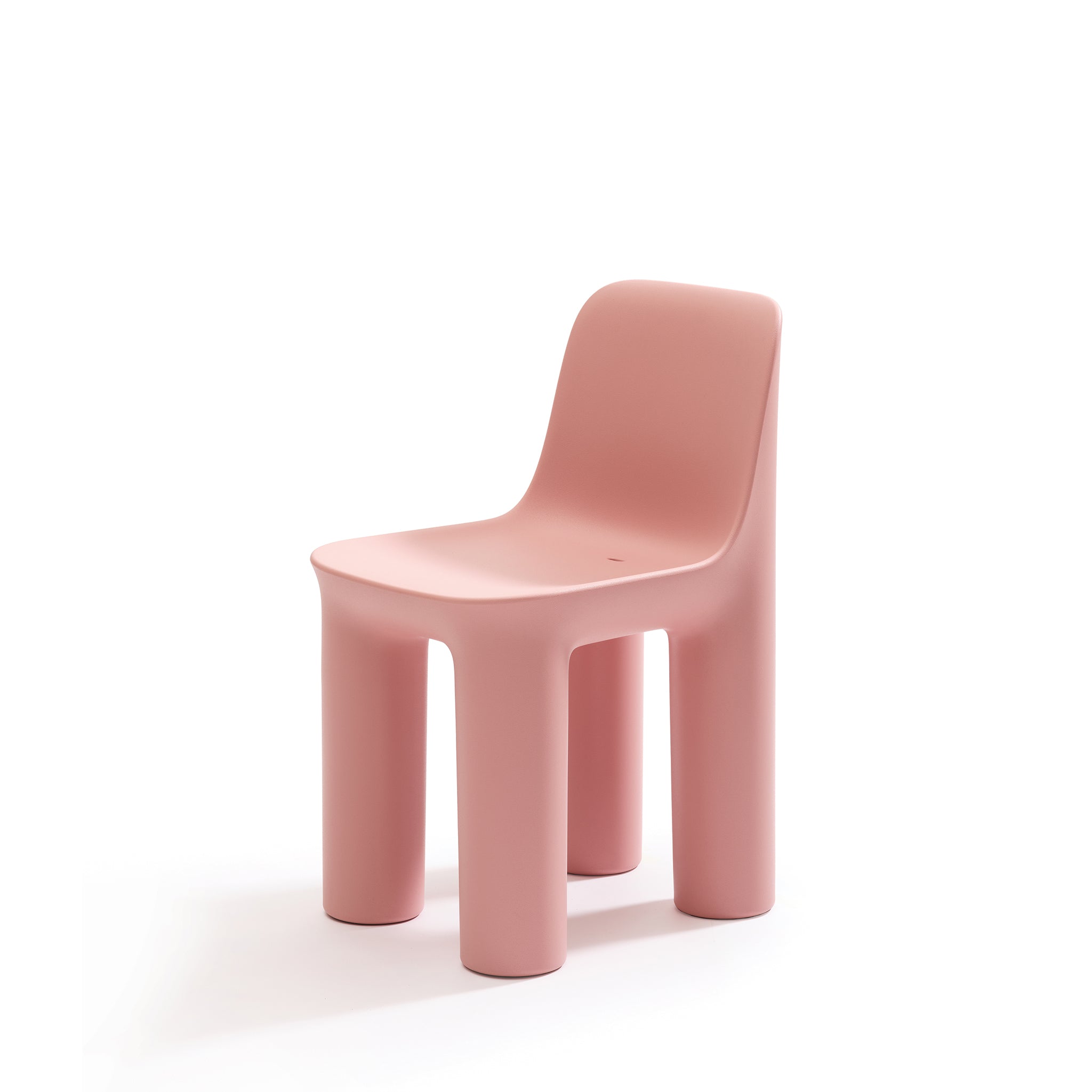 Outdoorstuhl TATA der Marke Qeeboo in pink