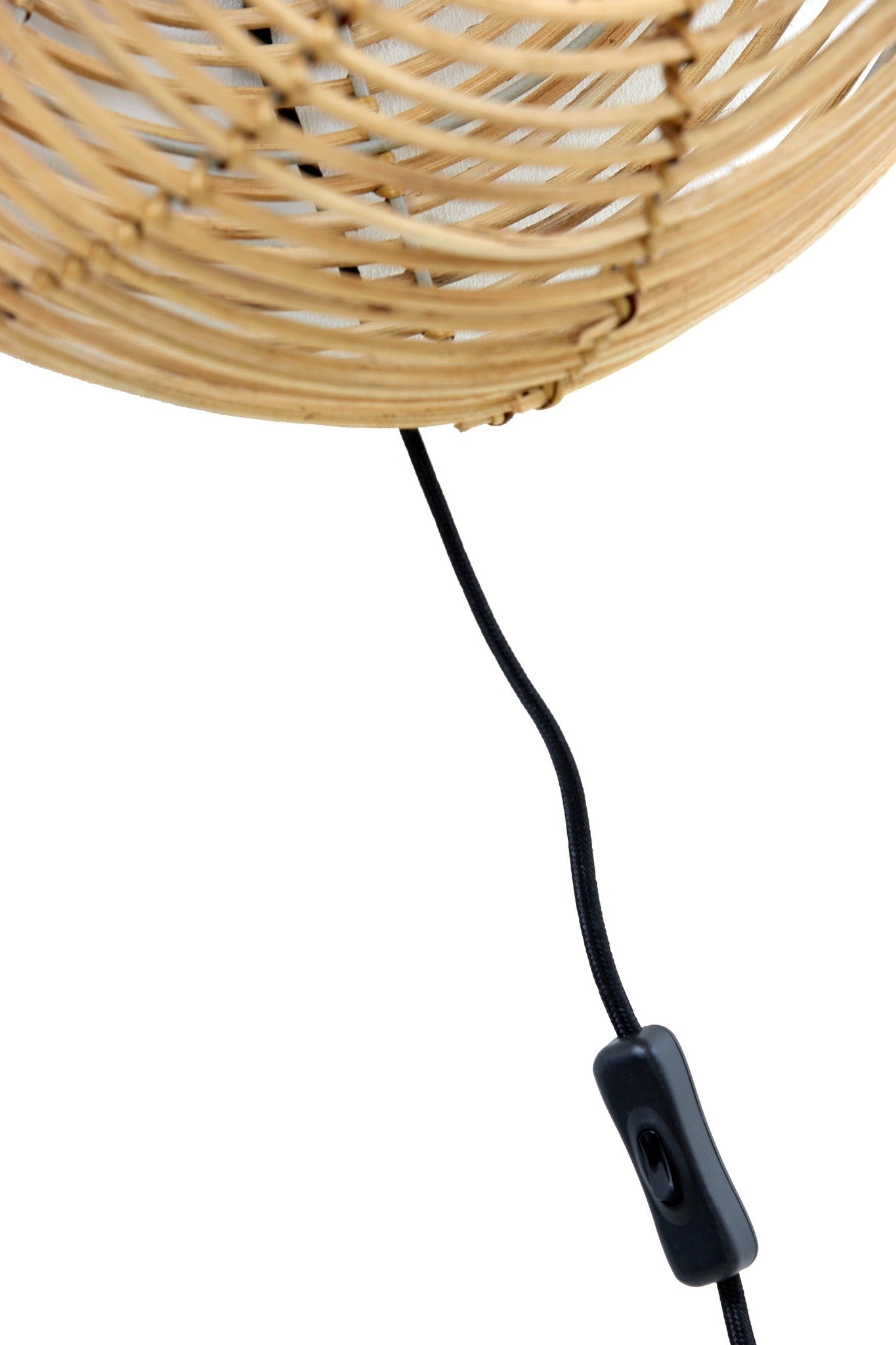 Stilvolle Rattan-Wandleuchte MILAN Ø50x20 cm an der Wand
