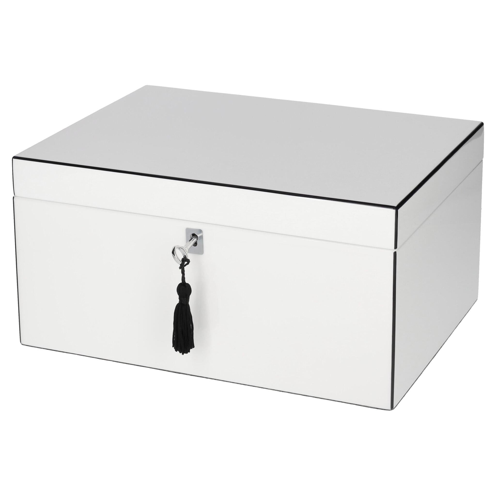 Weiß lackierte TANG Schmuckbox für stilvolle Aufbewahrung