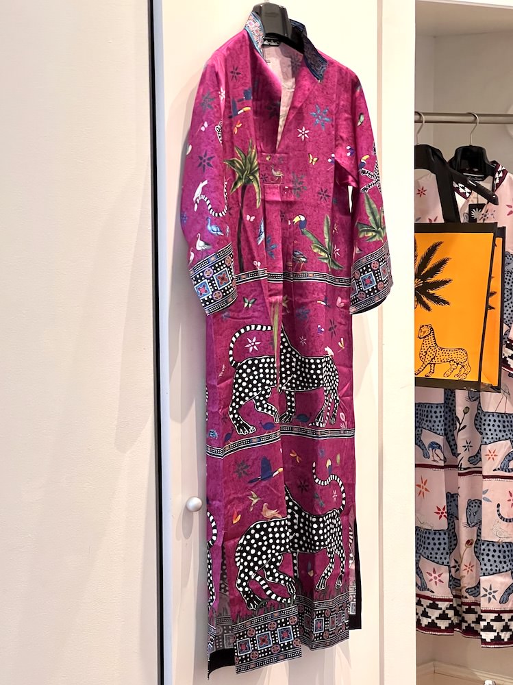 seiden-kaftan-pink-rose-ortigia-sicilia