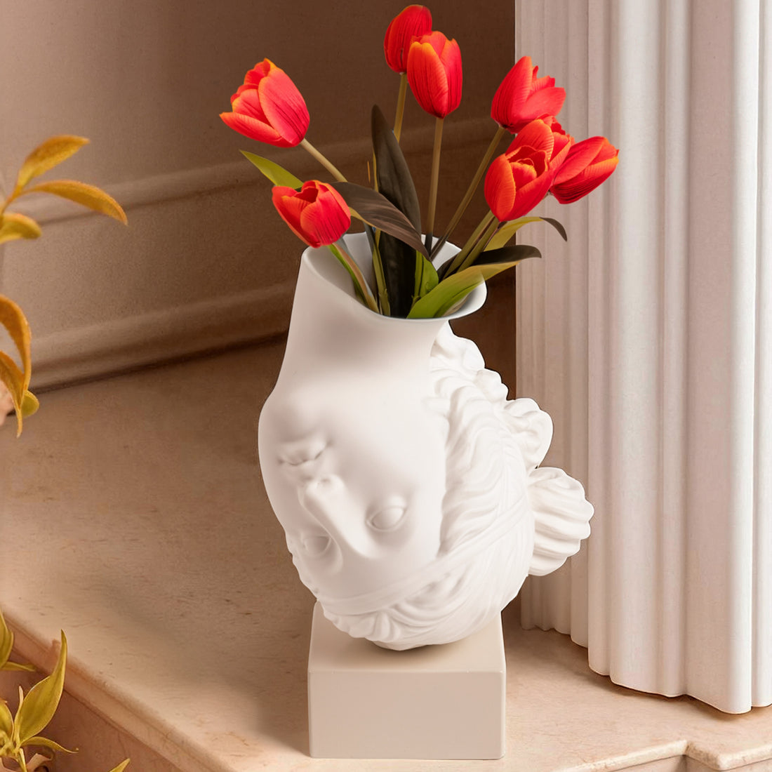 Skulpturale Vase von Seletti aus weißem Porzellan, Design von Marcantonio