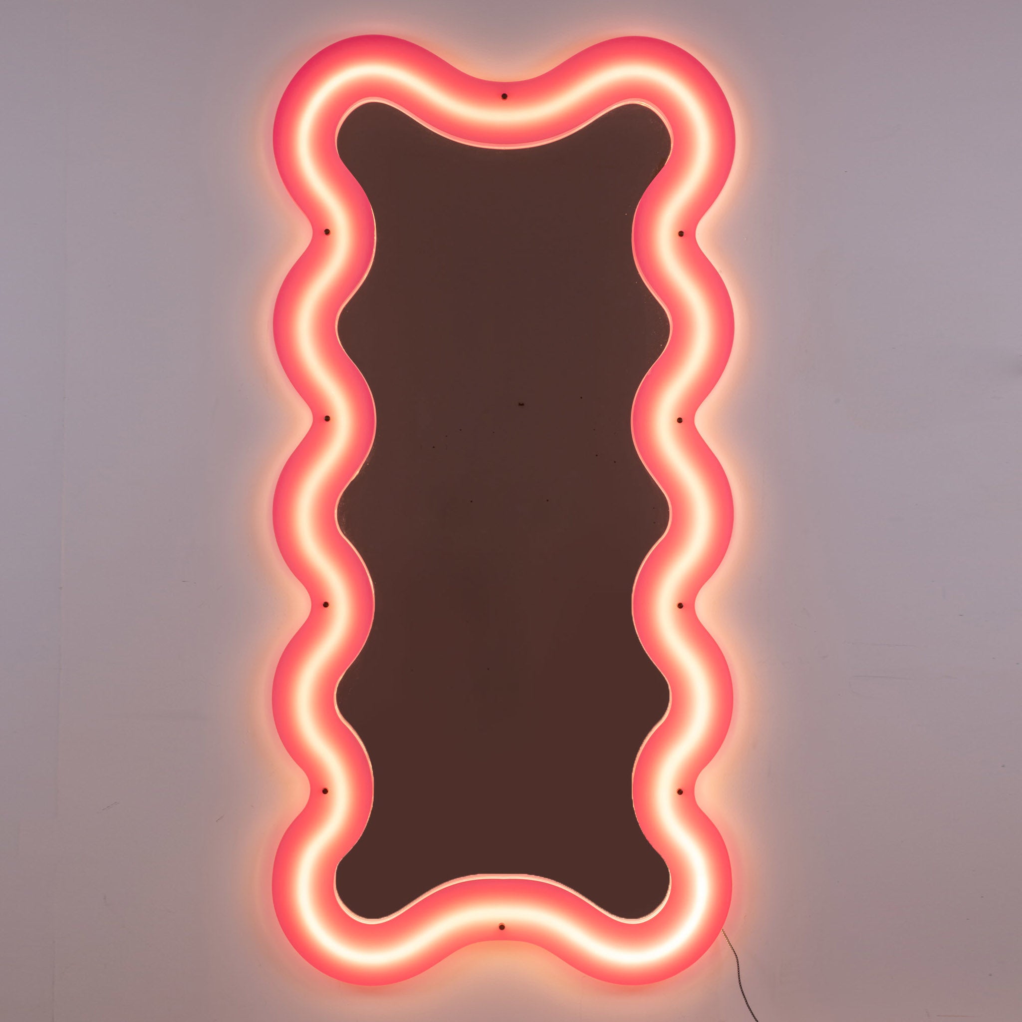 Seletti Supercurve – verspielter Spiegel mit Neonrahmen