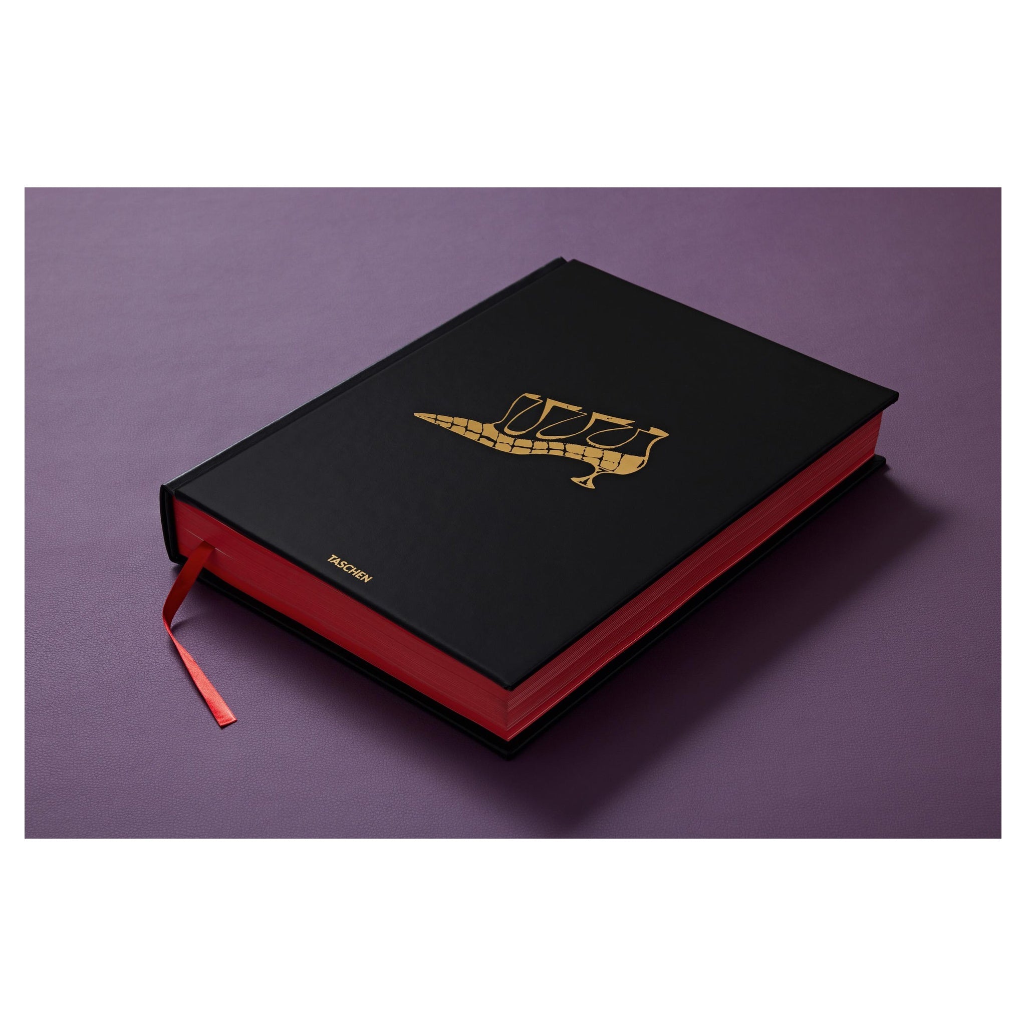 Detailaufnahme edler Buchbindung und exklusiver Goldprägung – Shoes A-Z