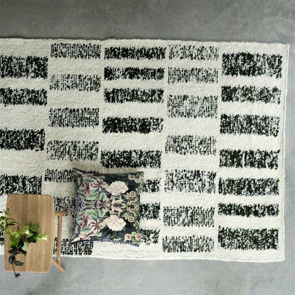 Teppich CORMO FOREST von Designers Guild