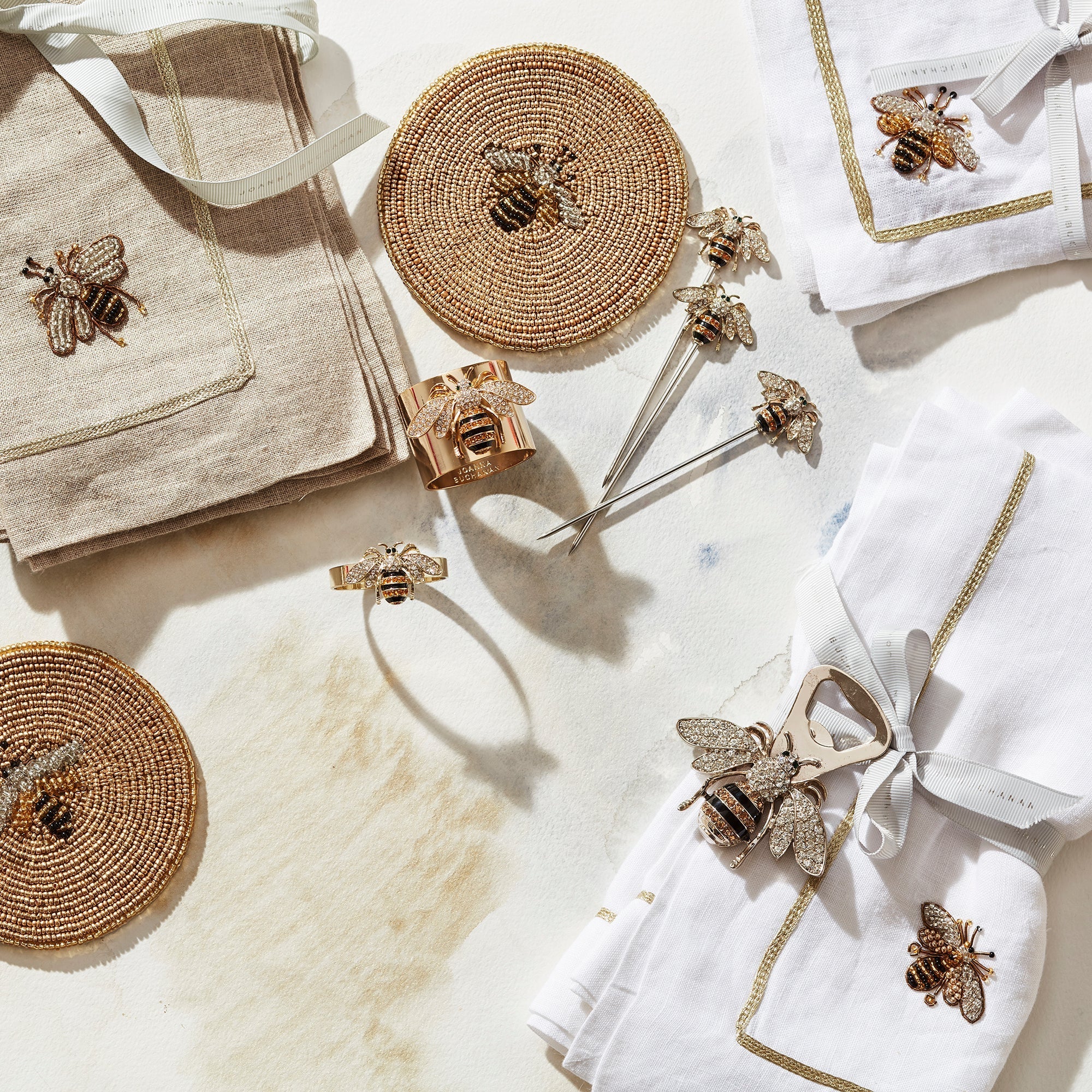 sommerliche Tischdekoration Biene von Joanna Buchanan