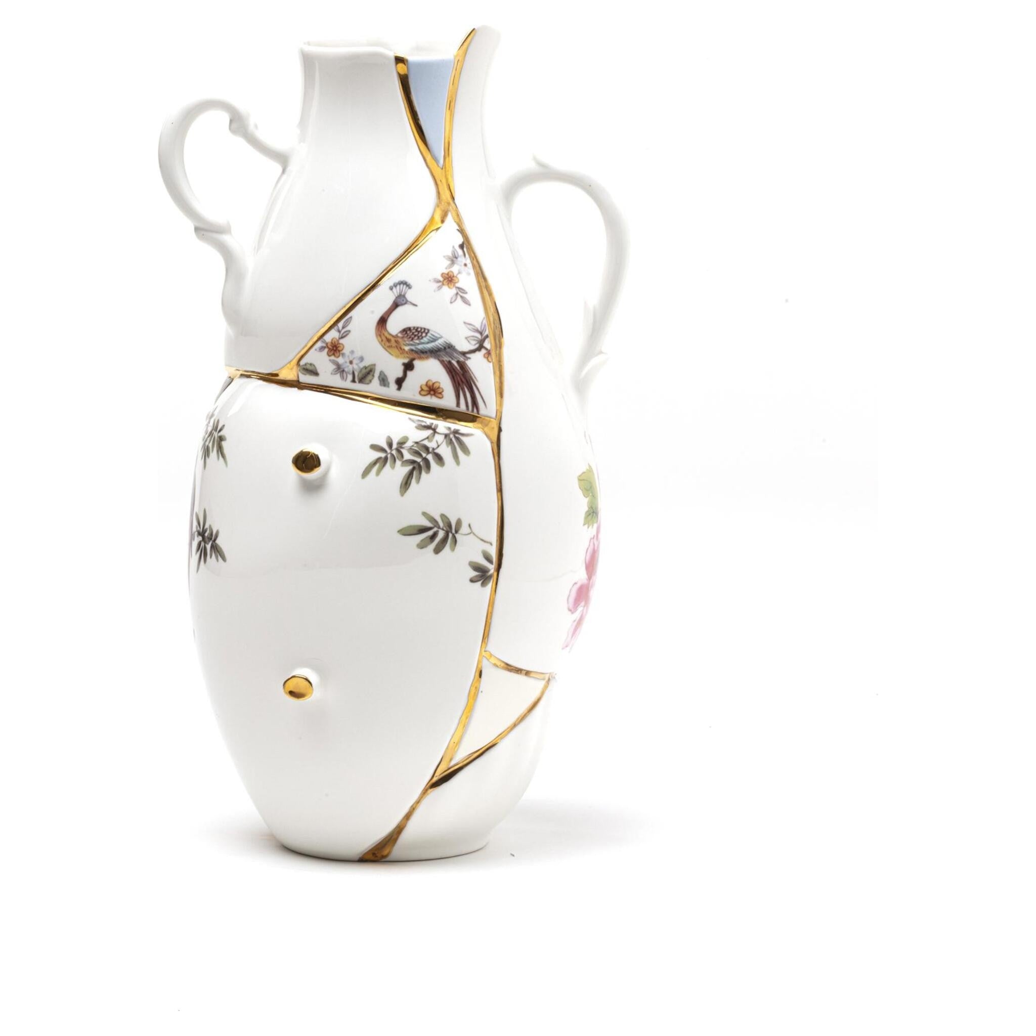 Luxuriöse Kintsugi Vase für stilvolle Tischdekoration