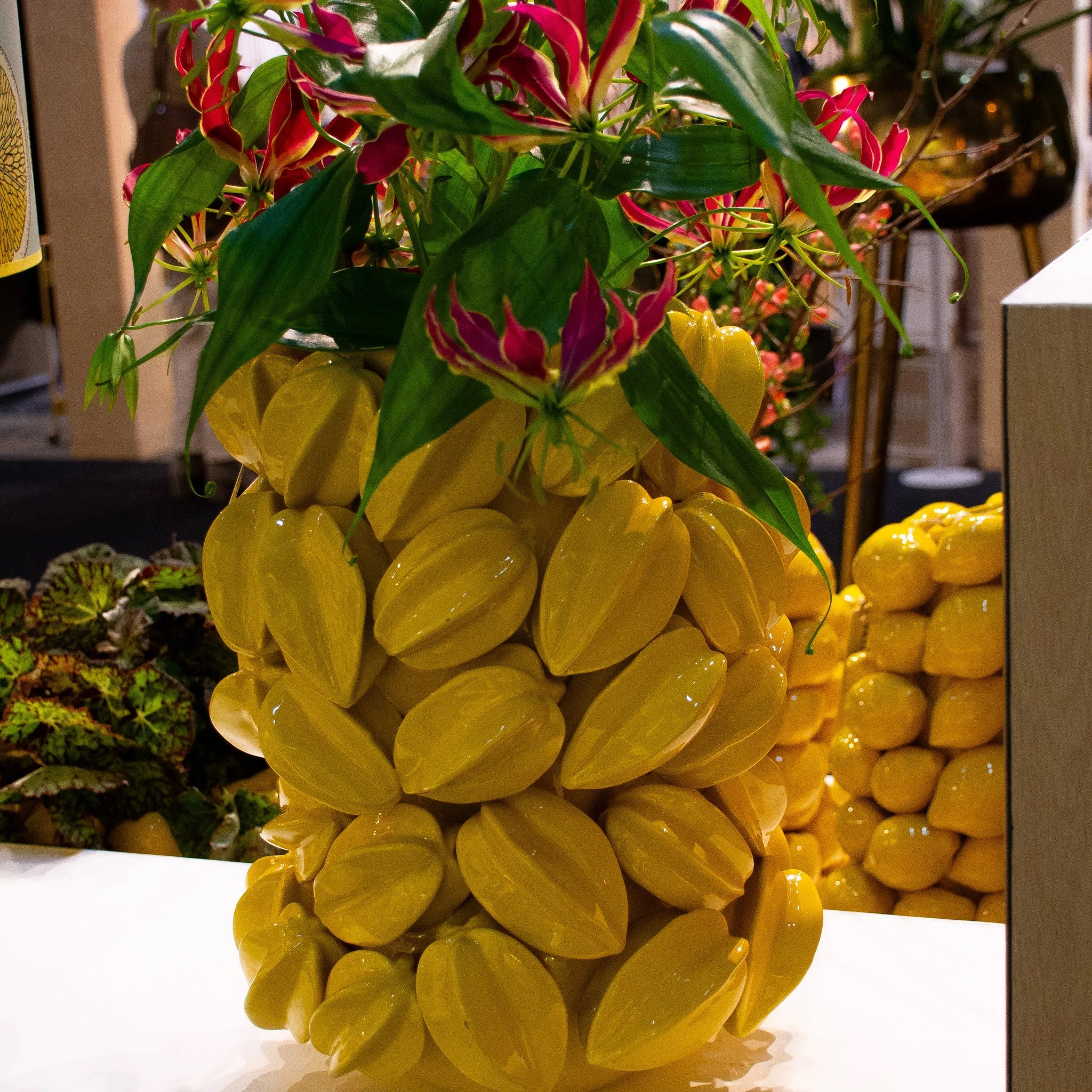 Jarrón ALL STARFRUIT amarillo Ø 28 x H36 cm