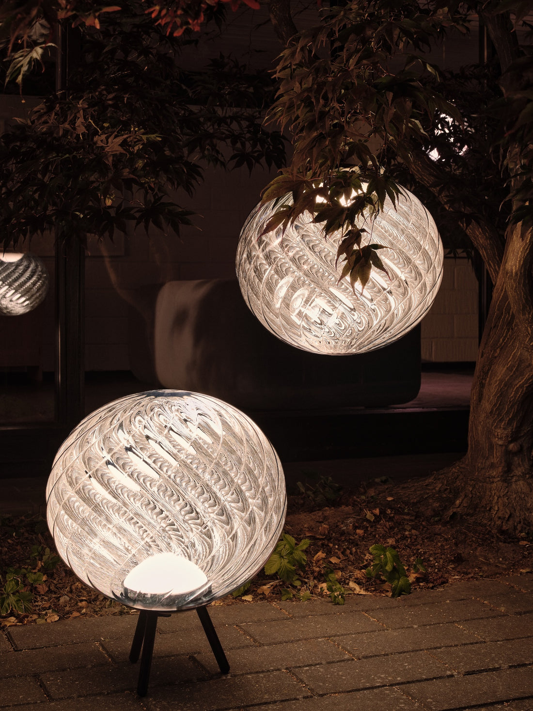 Bodenleuchte In-und Outdoor WHIRL von Tom Dixon