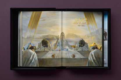 Salvador Dalí. BABY SUMO (Englische Ausgabe) von Taschen Verlag.
Ein opulentes Monument für einen der größten Künstler des 20. Jahrhunderts.