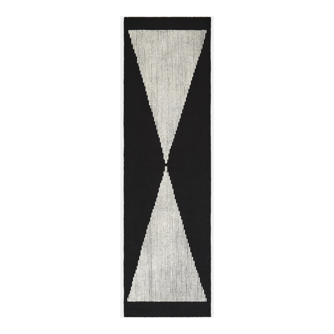 Wedge Rug in schwarz-weiß Naturwolle in voller Ansicht als handgefertigter Design Teppich
