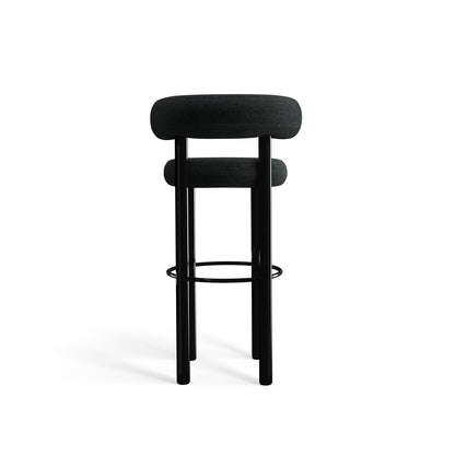 Fat Bar Stool 75 cm – Barhocker mit schwarzem Stahlgestell &amp; Kvadrat Divina Melange Dark Grey von Tom Dixon