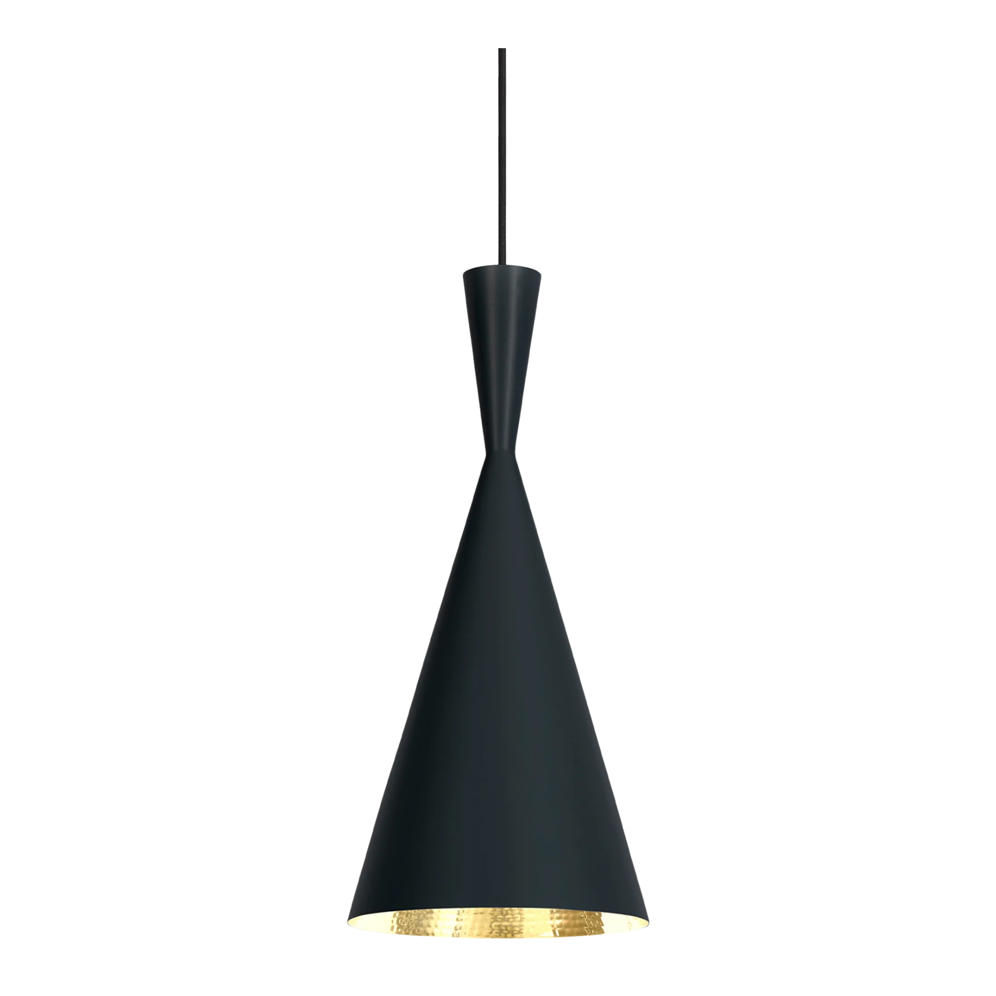 Handgefertigte Beat Tall Pendelleuchte von Tom Dixon aus mattschwarzem Messing mit goldenem Innenraum, hängend in modernem Interieur