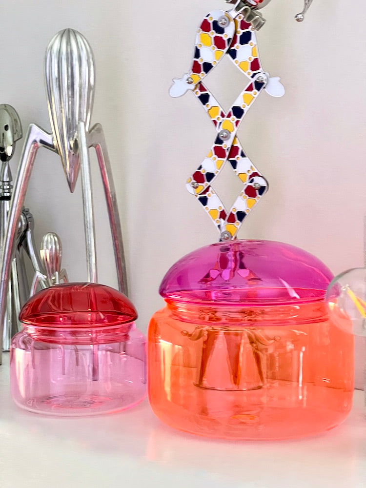 Bunte Glasdosen mit Deckel