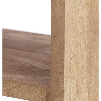 Elegantes Regal mit mehreren Ebenen in warmem Graubraun