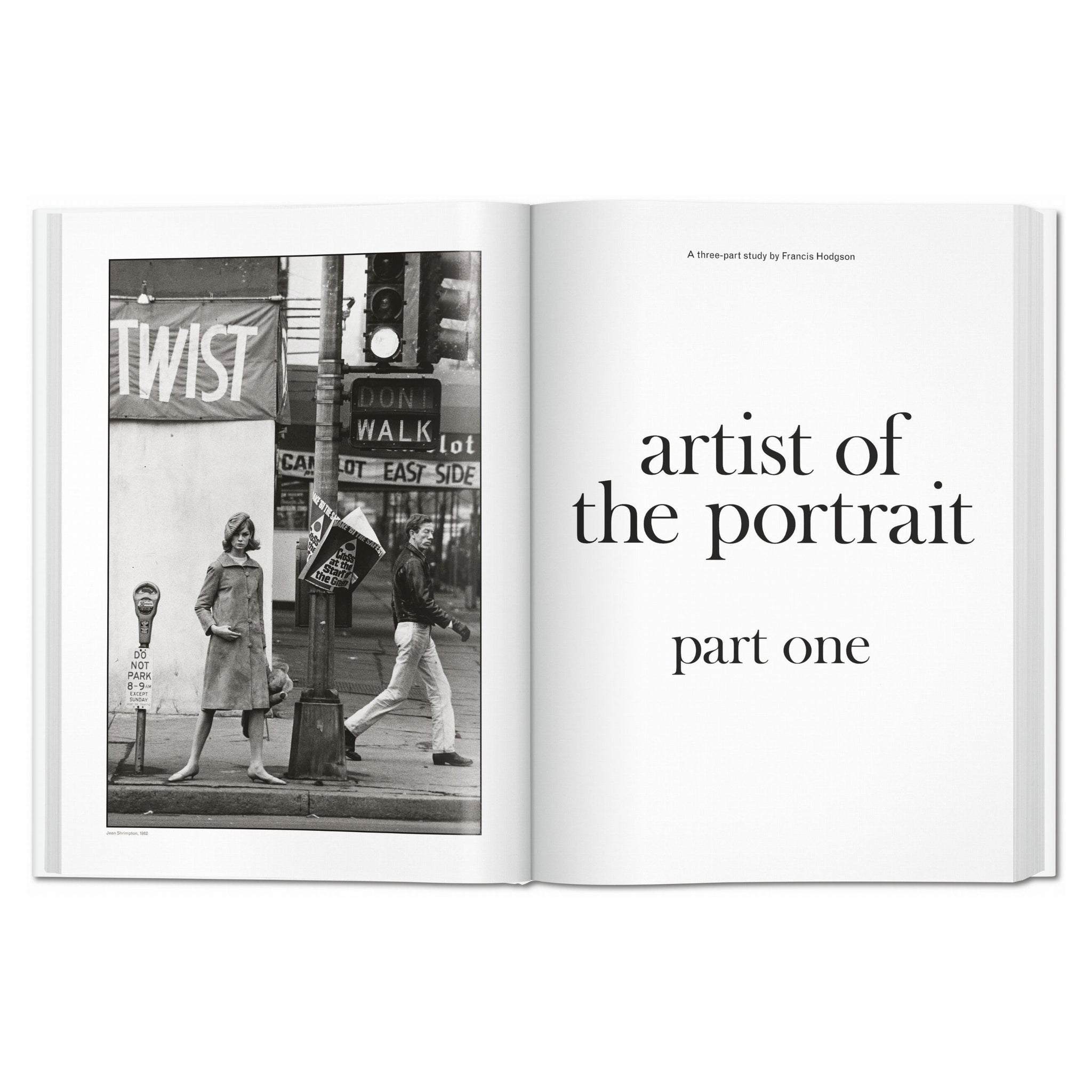 Momentaufnahme mit mehreren abgebildeten Personen
