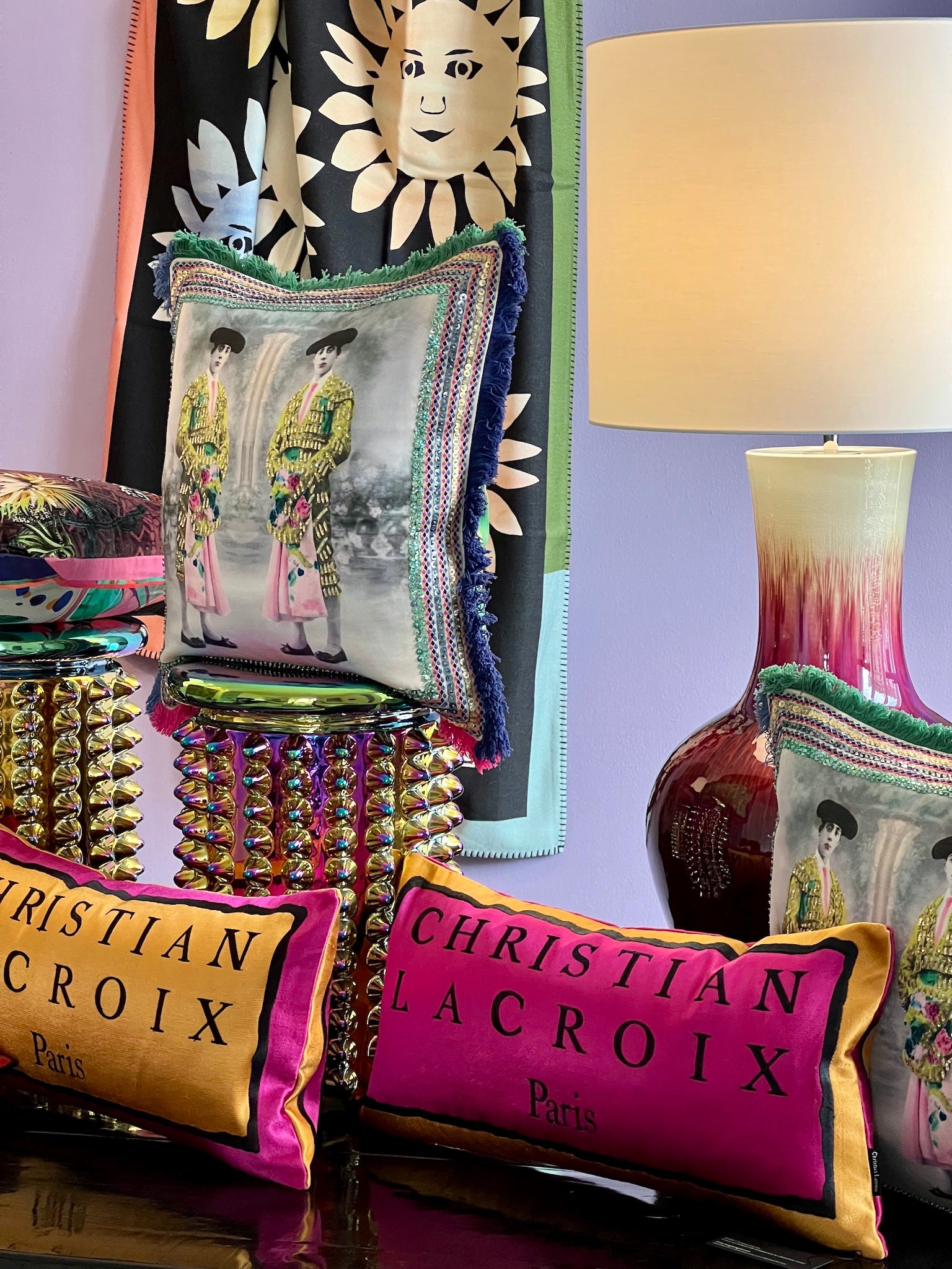 Christian Lacroix ¡COSTURA! Almohada torero rosa