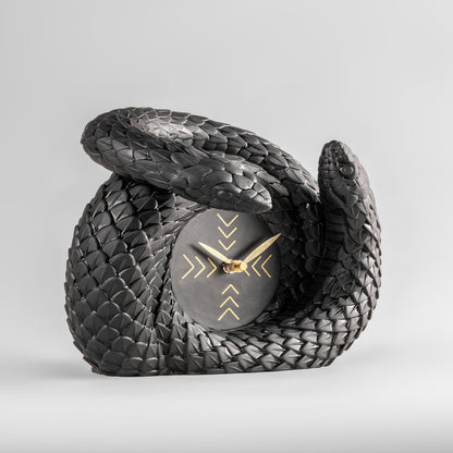 Schlangenuhr Porzellan Tischuhr Kunstobjekt Schlangenform