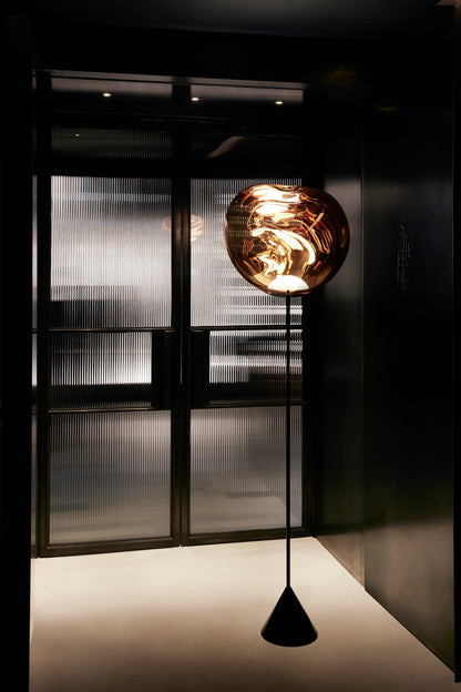 dekorative Stehleuchte - Melt Cone Slim Floor Light in Gold Polished Polycarbonate