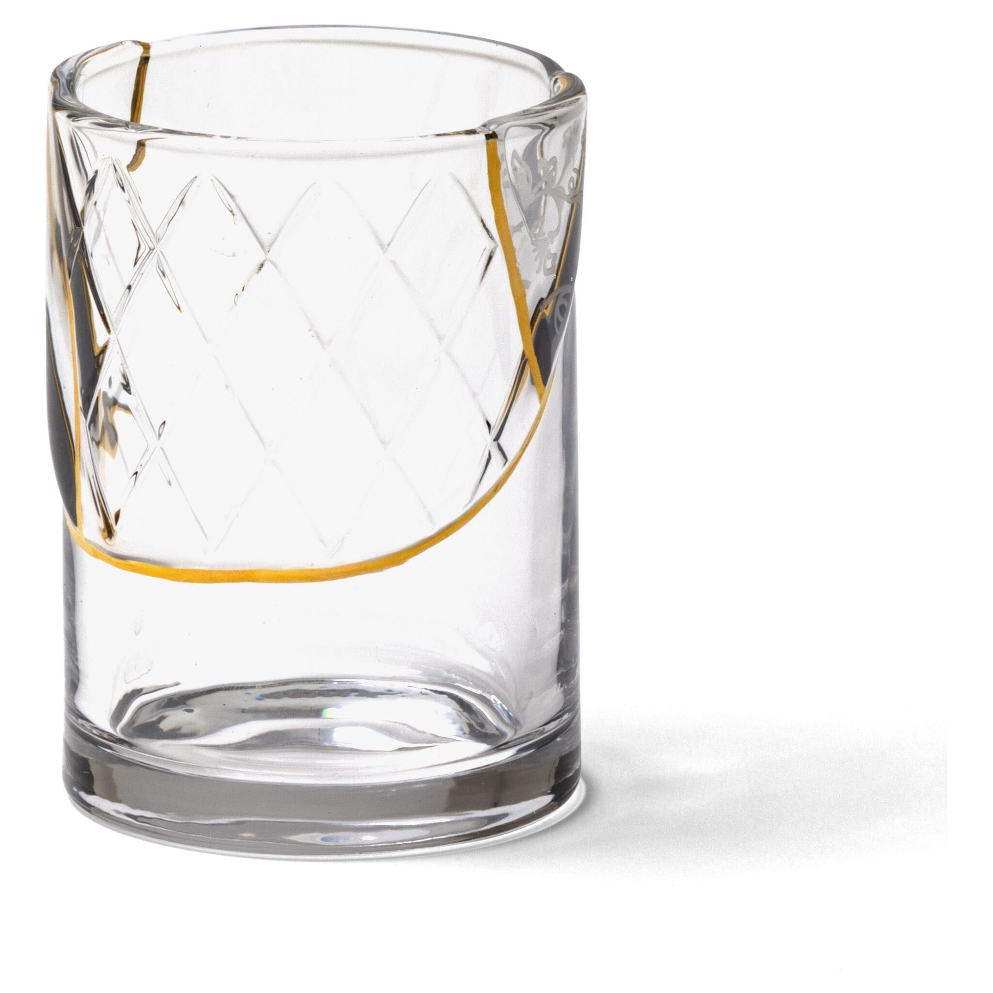 Hochwertiges Kintsugi Glass mit einzigartigem Goldmuster