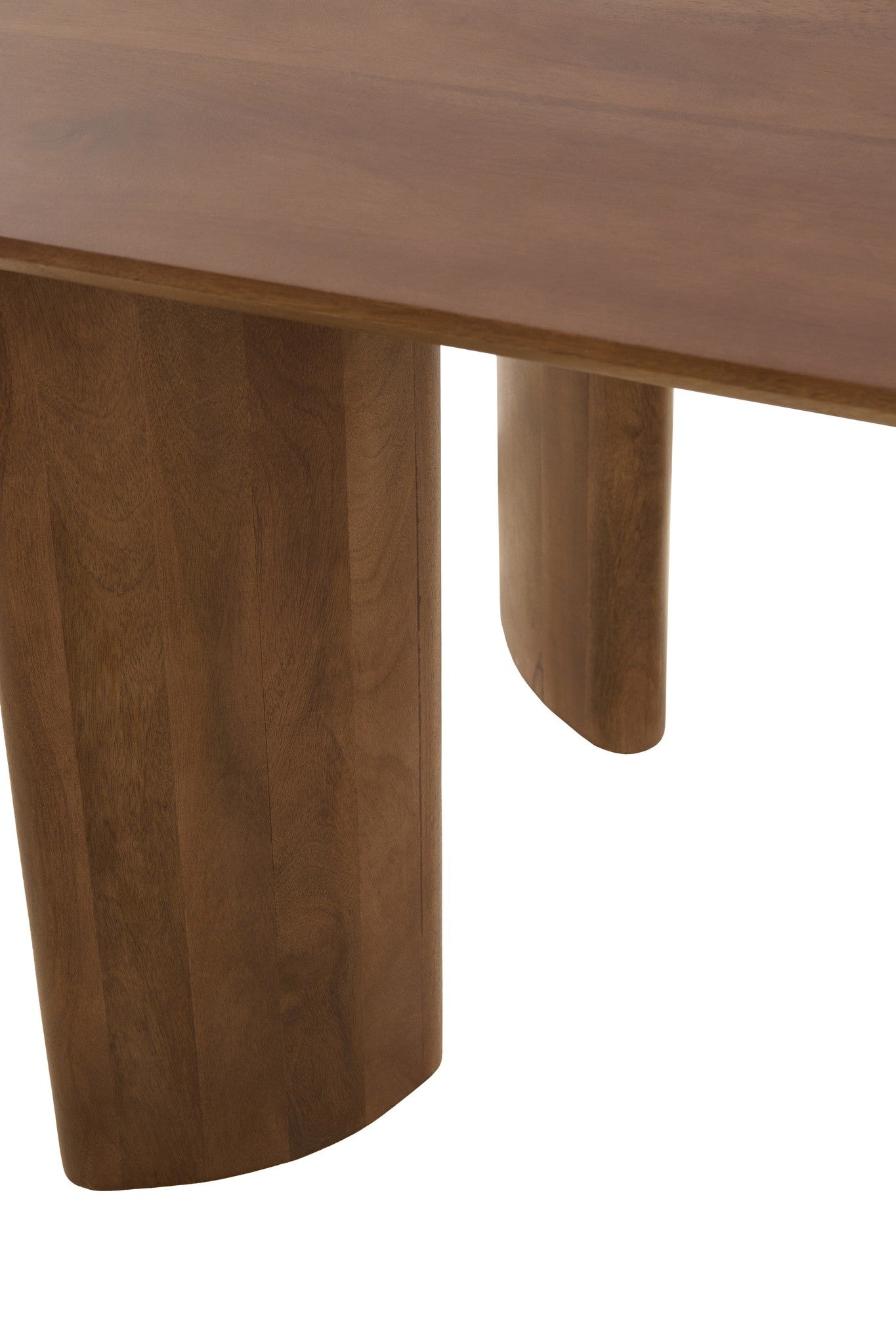 Esstisch aus dunklem Holz mit ruhiger, klarer Gestaltung