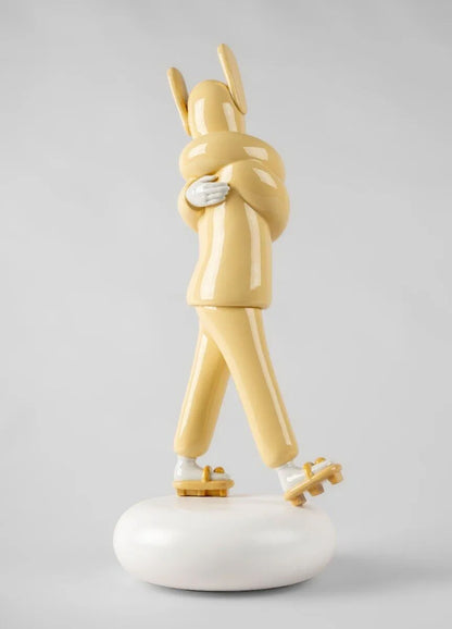 Figur EMBRACED in Gelb von Lladró