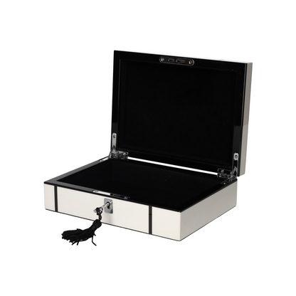 Flache Schmuckbox TANG in Weiß Schwarz aus MDF von GiftCompany